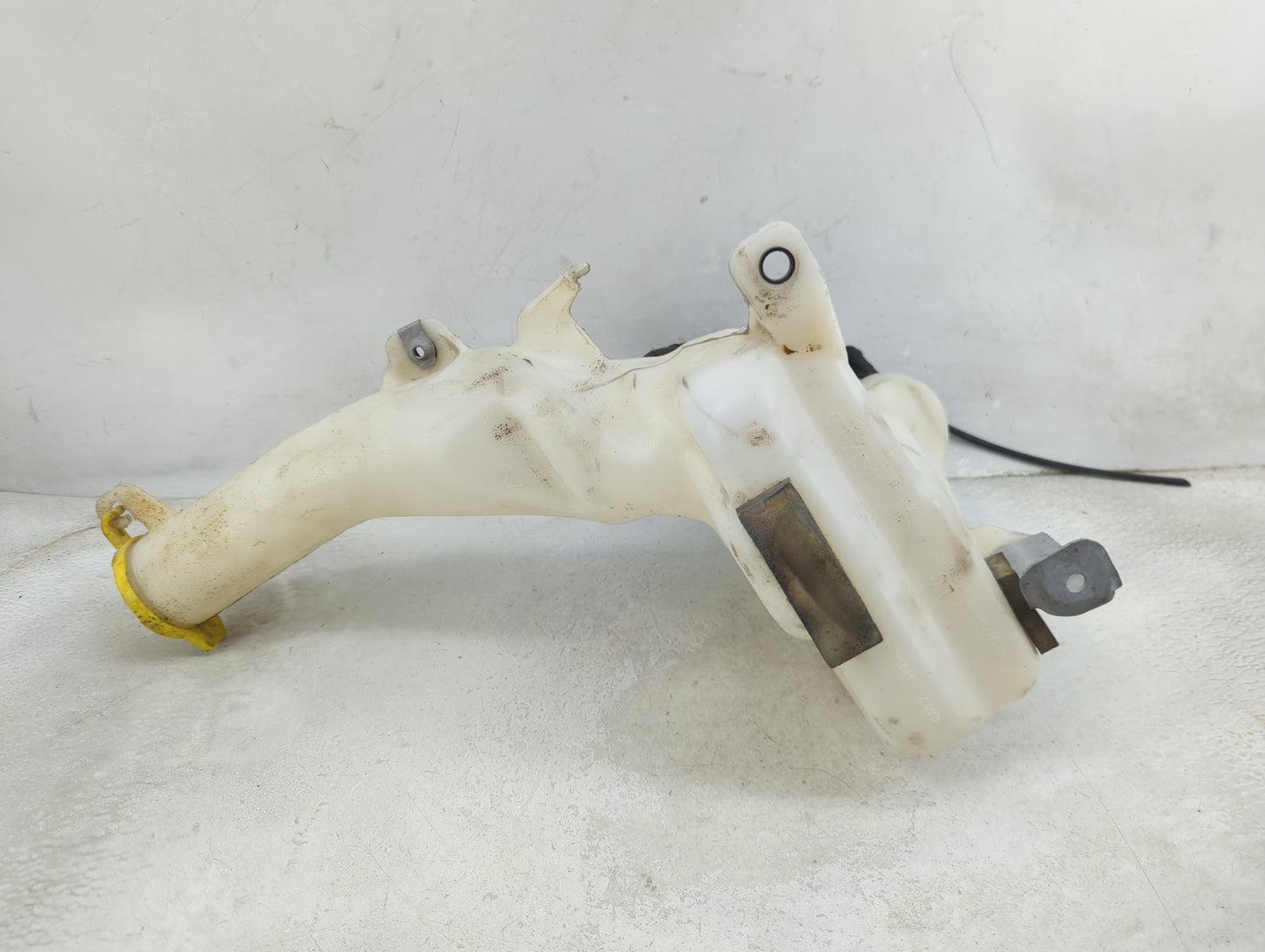2011-2022 Dodge Charger Windshield Washer Fluid Reservoir Bottle Oem 1459349 - Oemusedautoparts1.com