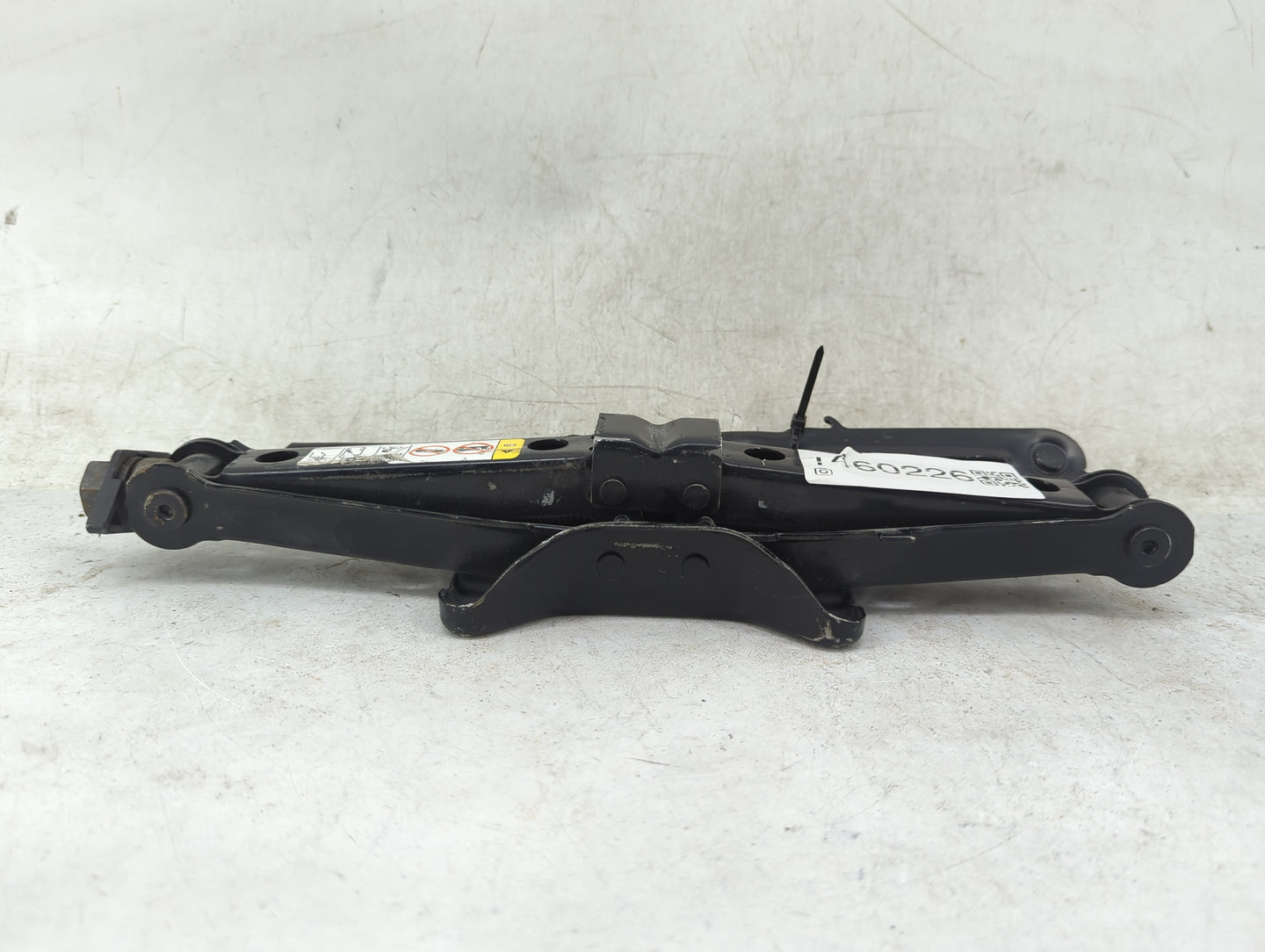 2013 Dodge Charger Spare Scissor Car Jack Black - Oemusedautoparts1.com