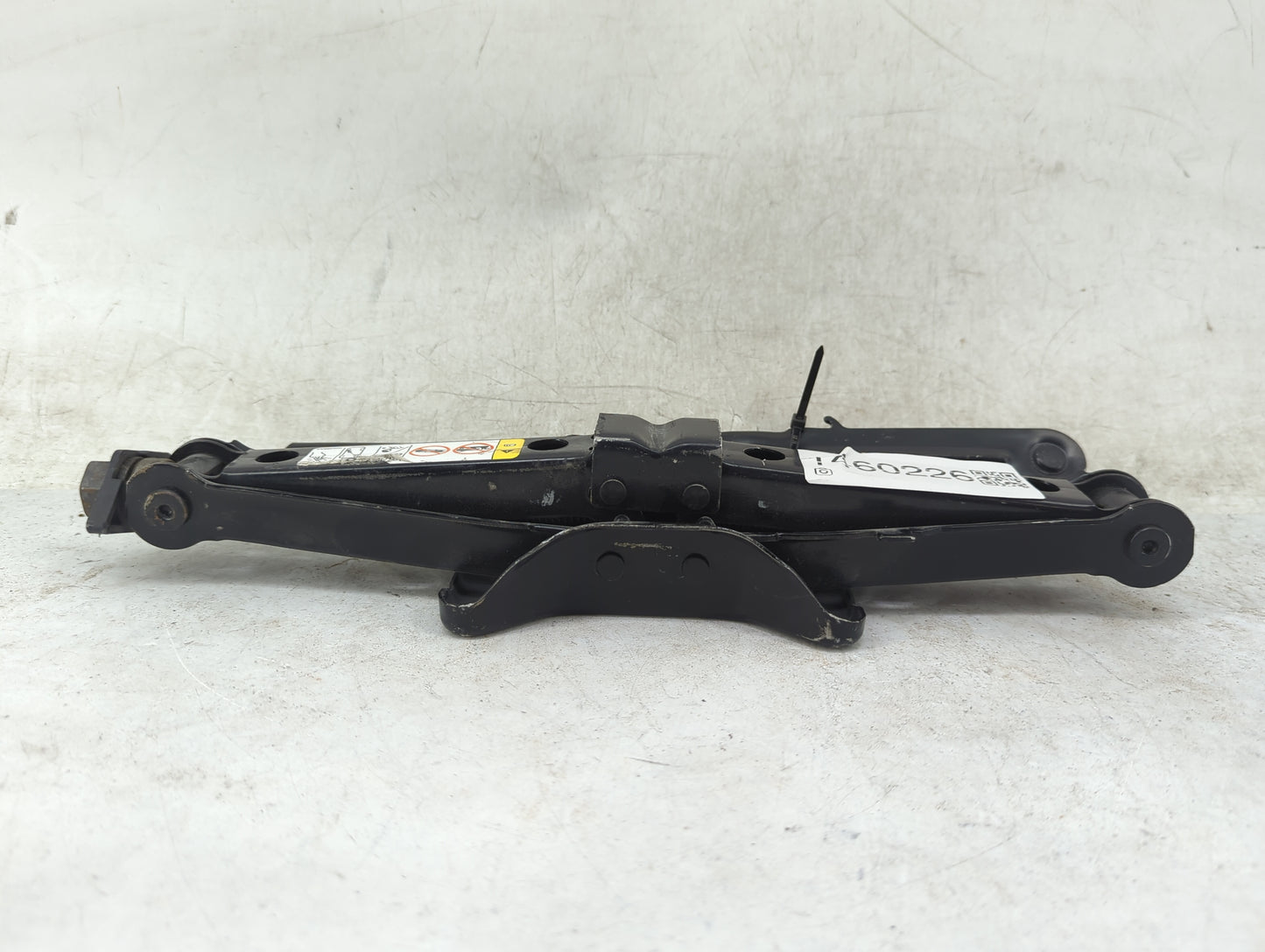 2013 Dodge Charger Spare Scissor Car Jack Black - Oemusedautoparts1.com