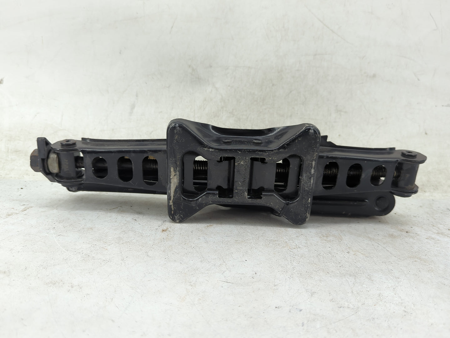 2013 Dodge Charger Spare Scissor Car Jack Black - Oemusedautoparts1.com