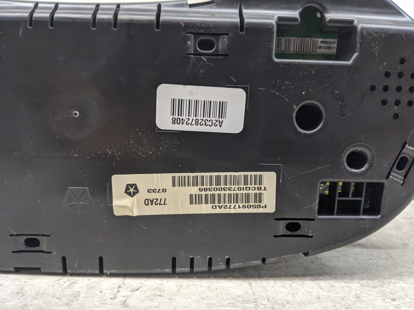 2013 Dodge Charger Instrument Cluster Speedometer Gauges P/N:P05091772AD TBCQ107330038G, A2C53408090, A2C32872408 Miles:106K