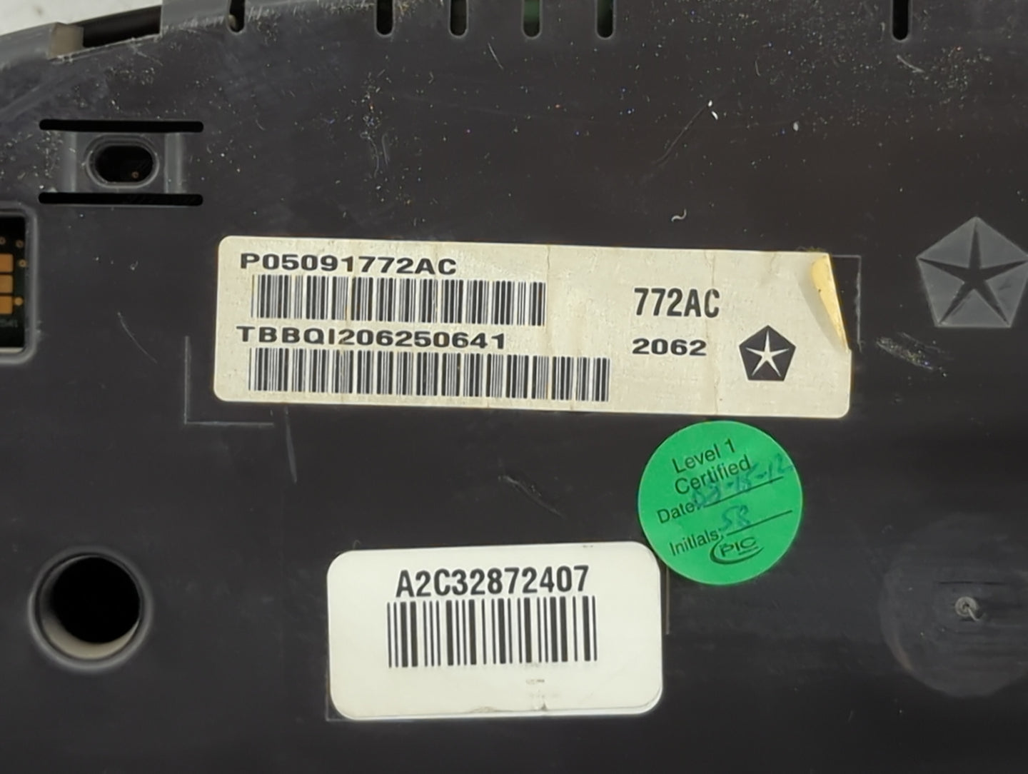 2013 Dodge Charger Instrument Cluster Speedometer Gauges P/N:P05091772AC A2C32872407 Miles: Fits OEM Used Auto Parts - Oemus