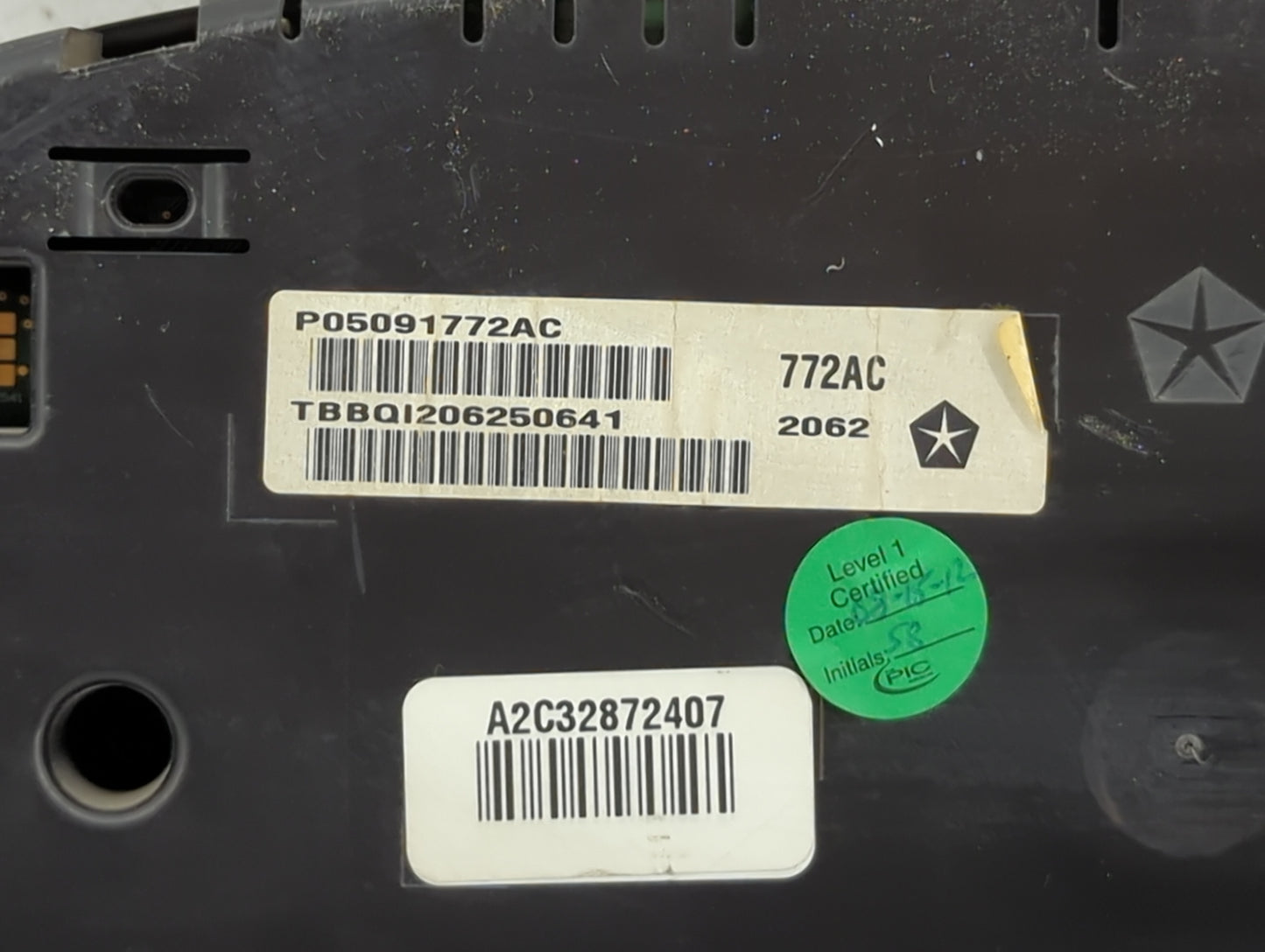 2013 Dodge Charger Instrument Cluster Speedometer Gauges P/N:P05091772AC A2C32872407 Miles: Fits OEM Used Auto Parts - Oemus