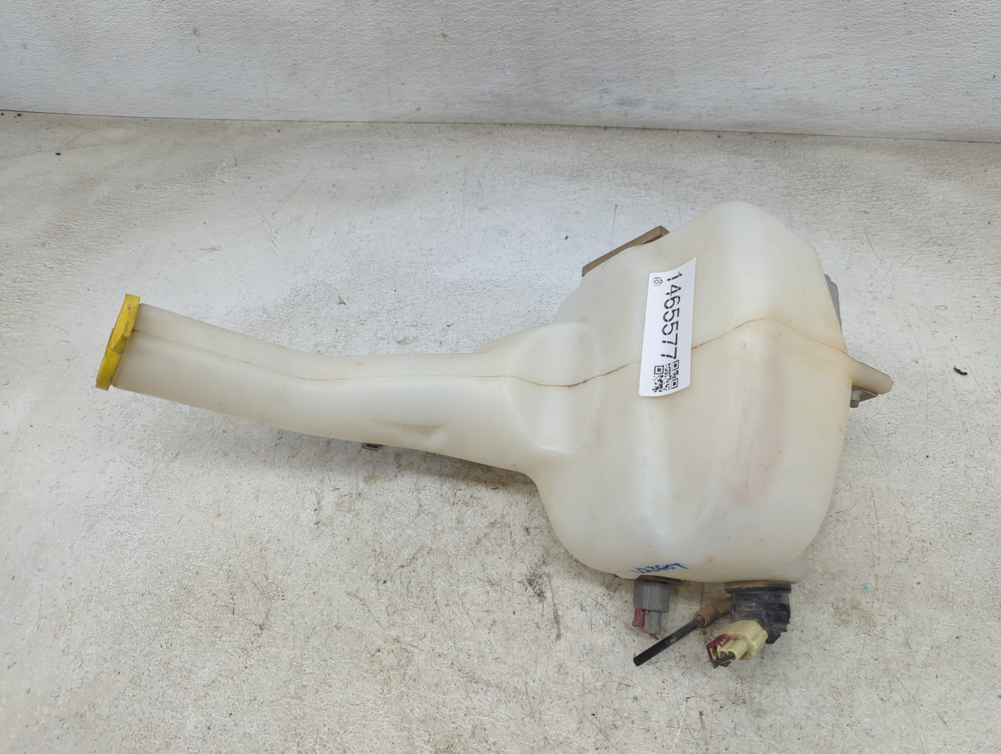 2011-2022 Dodge Charger Windshield Washer Fluid Reservoir Bottle Oem 1465577 - Oemusedautoparts1.com