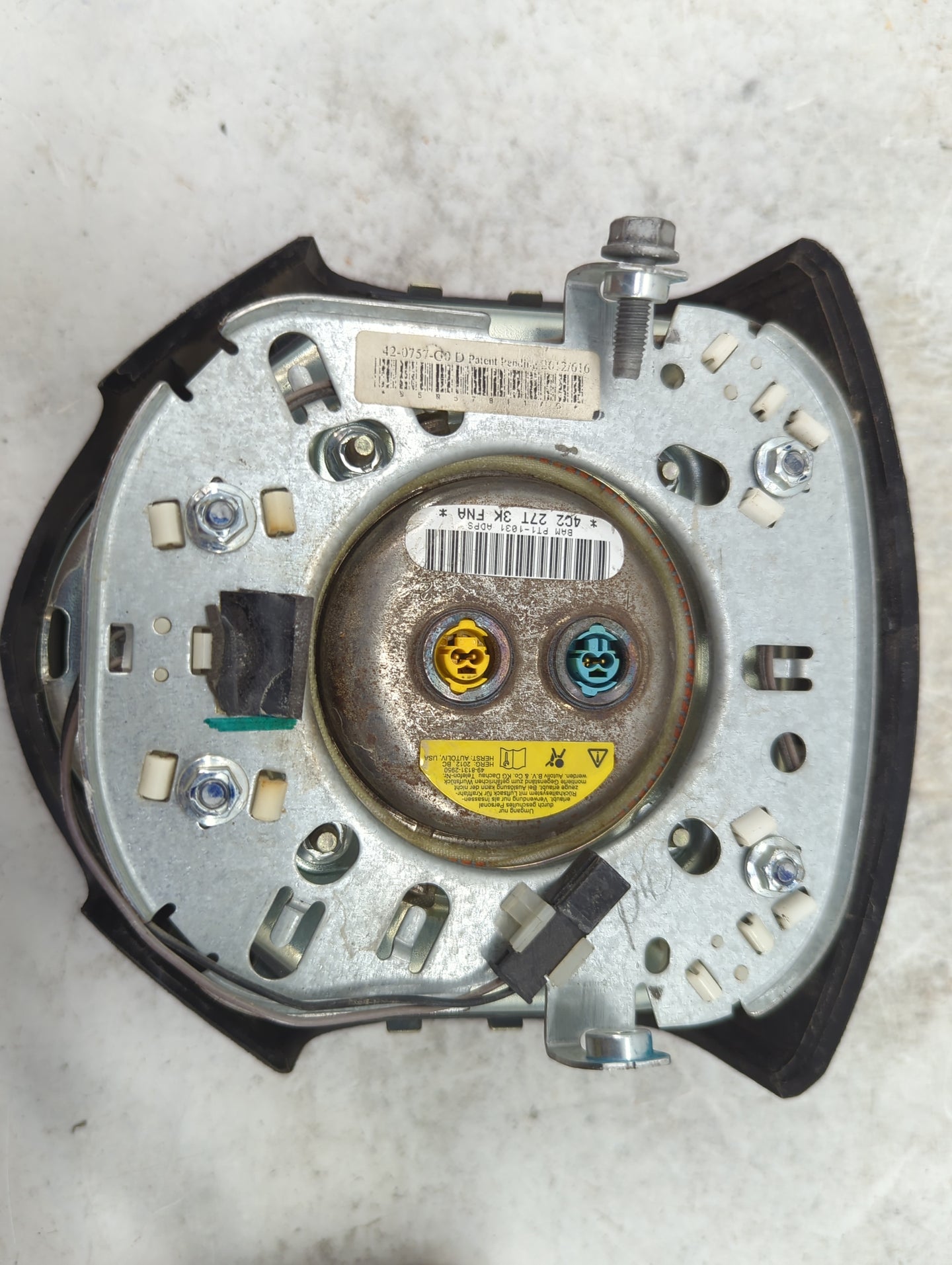 2011-2014 Dodge Charger Air Bag Driver Left Steering Wheel Mounted 1465931 - Oemusedautoparts1.com