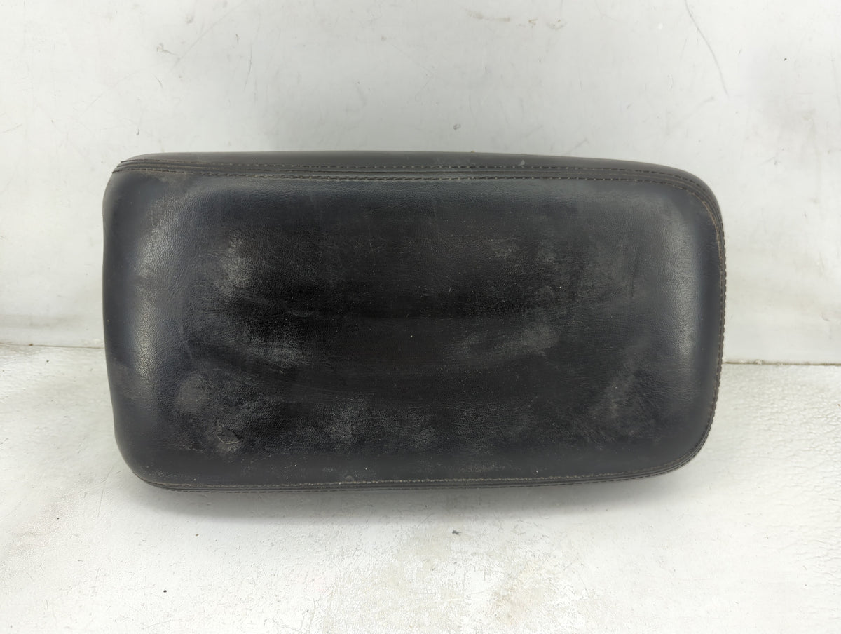 2011-2014 Dodge Charger Center Console Armrest Cover Lid P/N:19412 Fits Fits 2011 2012 2013 2014 OEM Used Auto Parts - Oemus