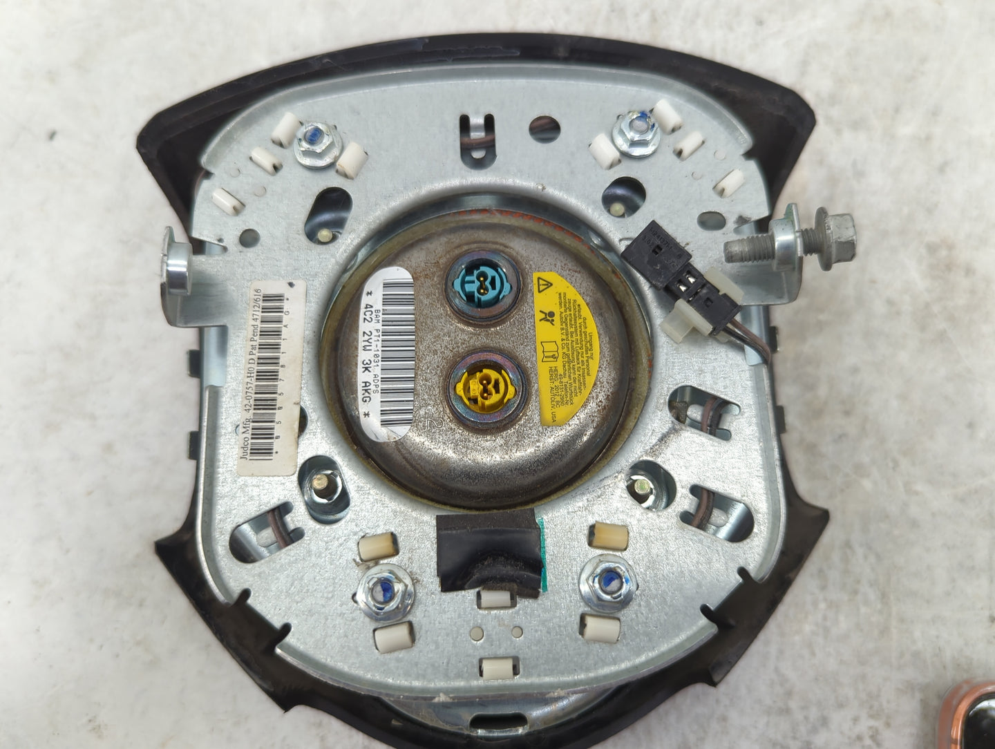 2011-2014 Dodge Charger Air Bag Driver Left Steering Wheel Mounted 1466050 - Oemusedautoparts1.com