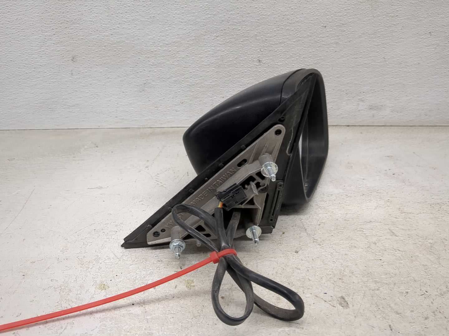 2011-2014 Dodge Charger Passenger Side View Mirror - Right Door Mirror OEM Used - Oemusedautoparts1.com