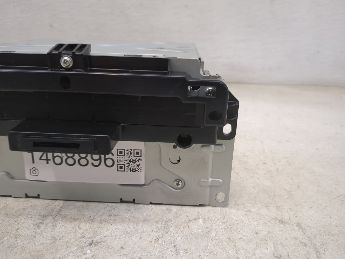 2012-2014 Dodge Charger Radio Speaker Amplifier P05091366af - Oemusedautoparts1.com