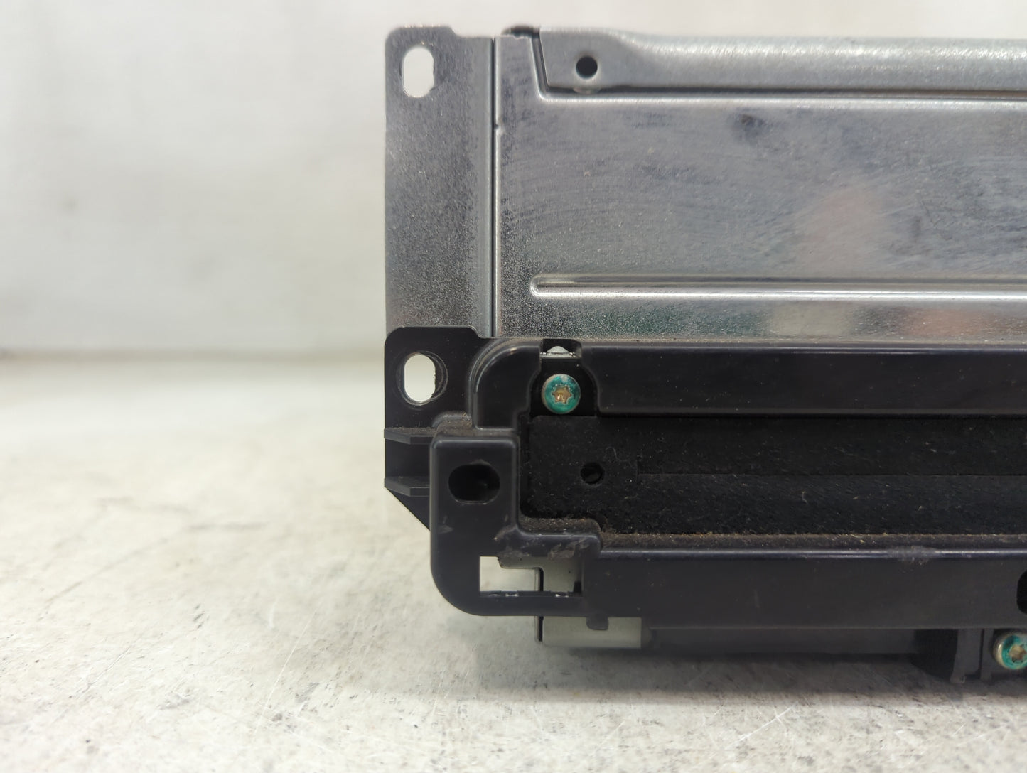 2013-2014 Dodge Charger Radio AM FM Cd Player Receiver Replacement P/N:P05091922AB ARH3032AEG7A Fits Fits 2013 2014 OEM Used