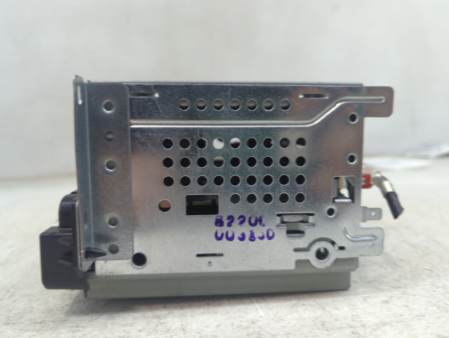 2013-2014 Dodge Charger Radio AM FM Cd Player Receiver Replacement P/N:P05091922AB ARH3032AEG7A Fits Fits 2013 2014 OEM Used