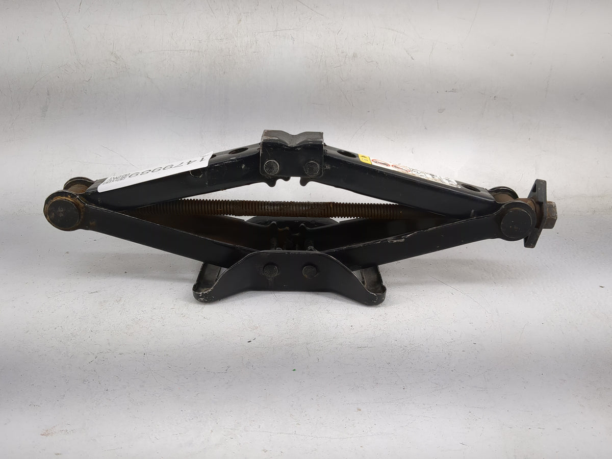 2013 Dodge Charger Spare Scissor Car Jack 1479989 - Oemusedautoparts1.com
