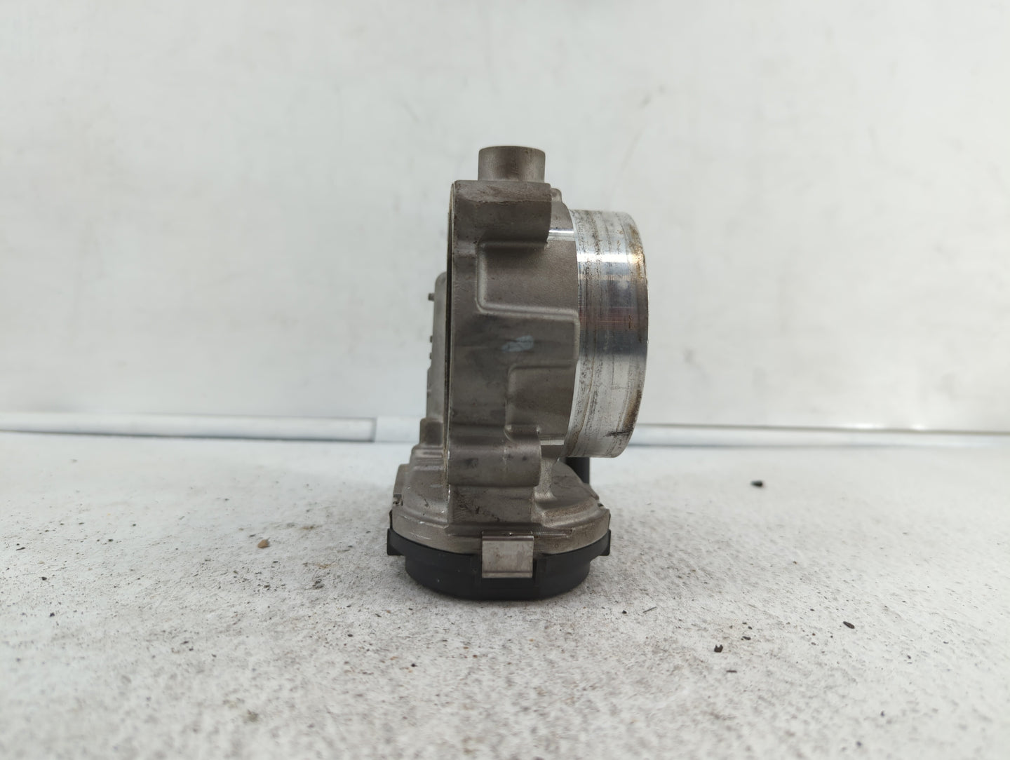2011-2018 Dodge Charger Throttle Body P/N:05184349AC 05184349AE, 05184349AF Fits Fits 2011 2012 2013 2014 2015 2016 2017 201