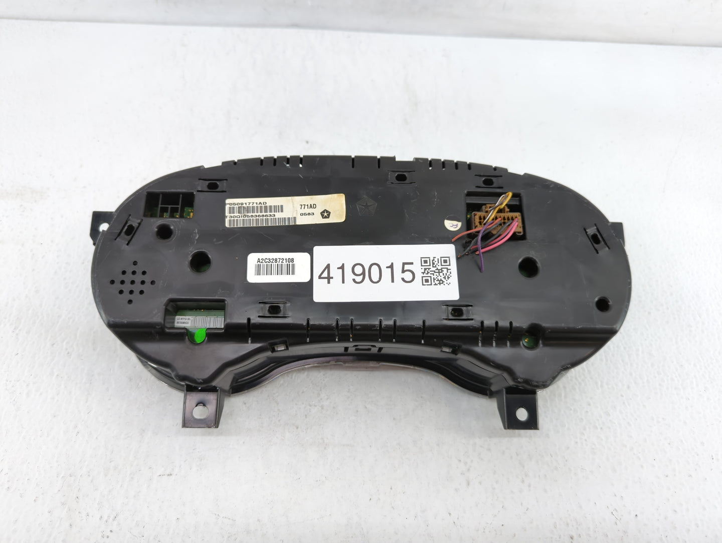 2013 Dodge Charger Instrument Cluster Speedometer Gauges P/N:P05091771AD P05091771AC Fits OEM Used Auto Parts - Oemusedautop