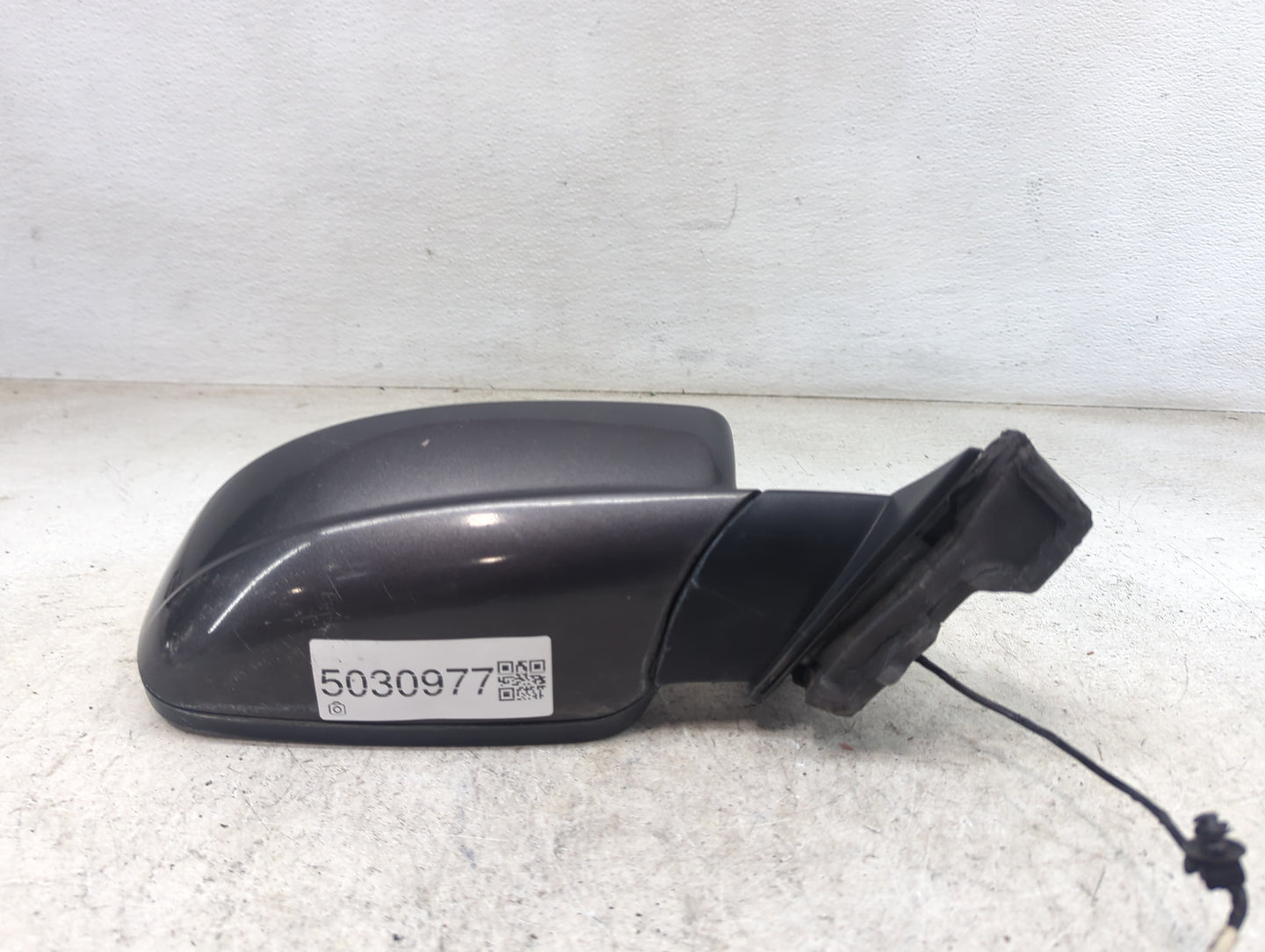 2011-2014 Dodge Charger Passenger Side View Mirror - Right Door Mirror OEM Used - Oemusedautoparts1.com