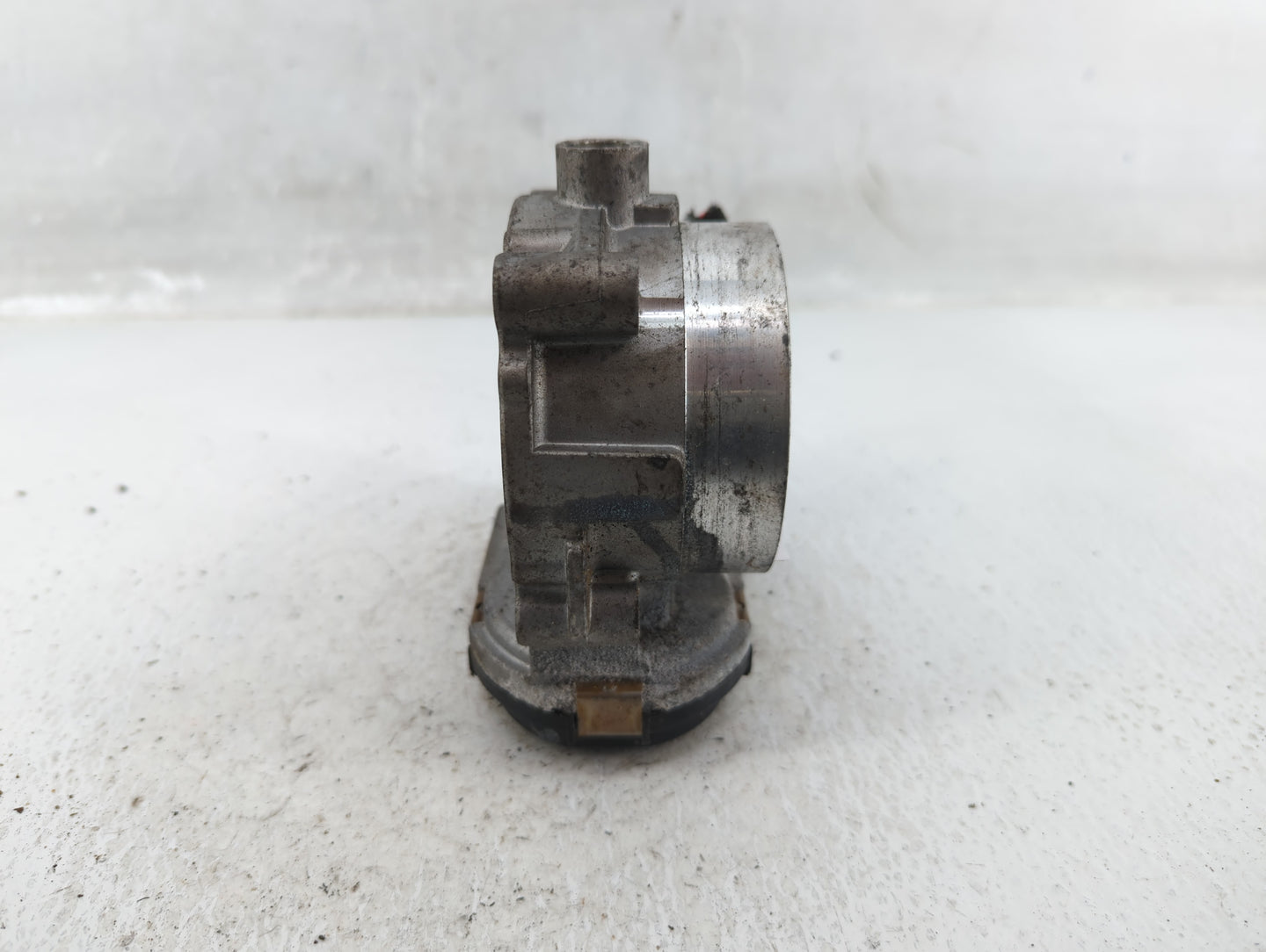 2011-2022 Dodge Charger Throttle Body P/N:0280750570 05184349AC Fits OEM Used Auto Parts - Oemusedautoparts1.com