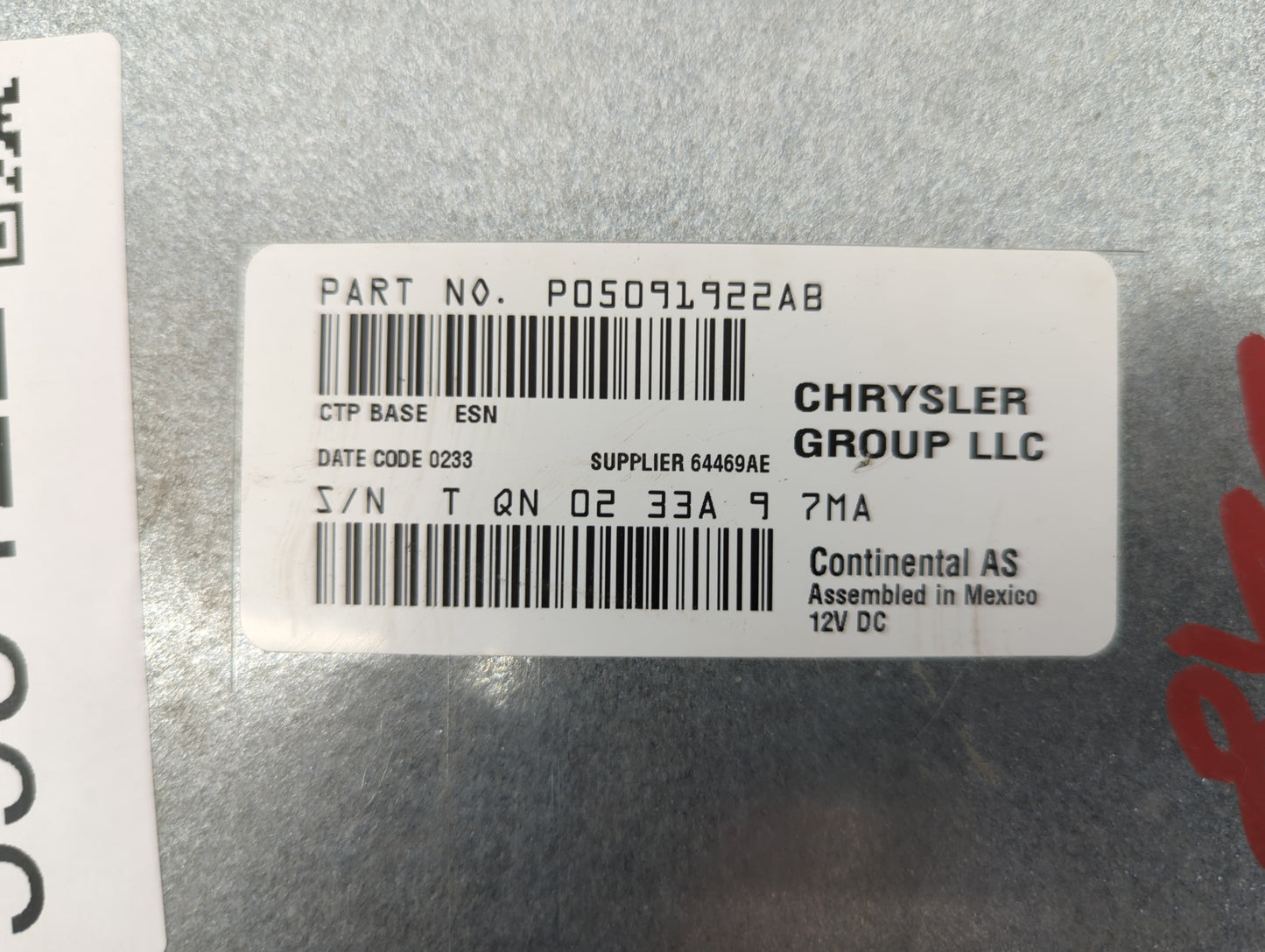 2013-2014 Dodge Charger Radio AM FM Cd Player Receiver Replacement P/N:P05091022AB Fits Fits 2013 2014 OEM Used Auto Parts -