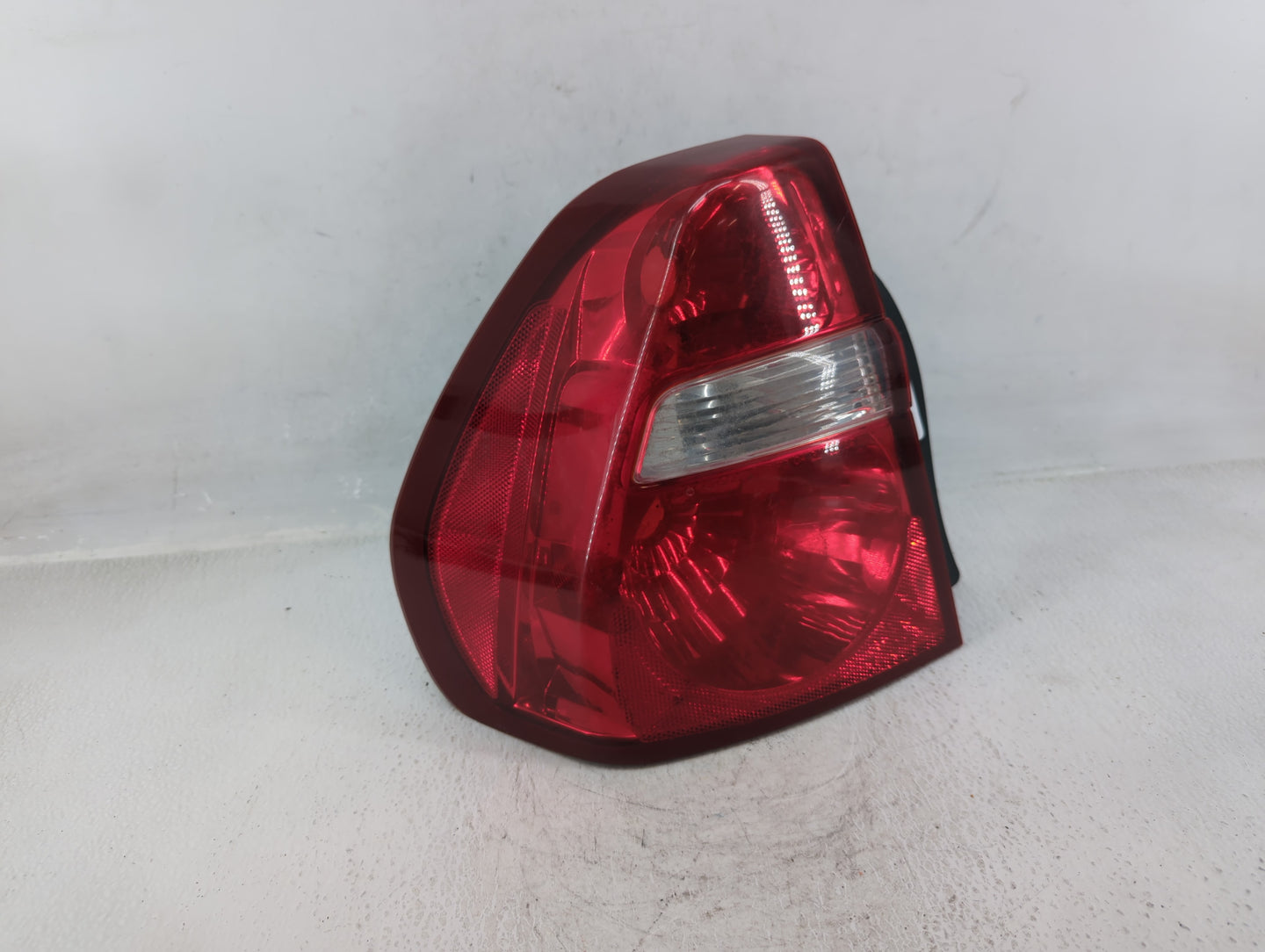2011-2014 Dodge Charger Tail Light Assembly Passenger Right OEM Fits Fits 2011 2012 2013 2014 OEM Used Auto Parts - Oemuseda