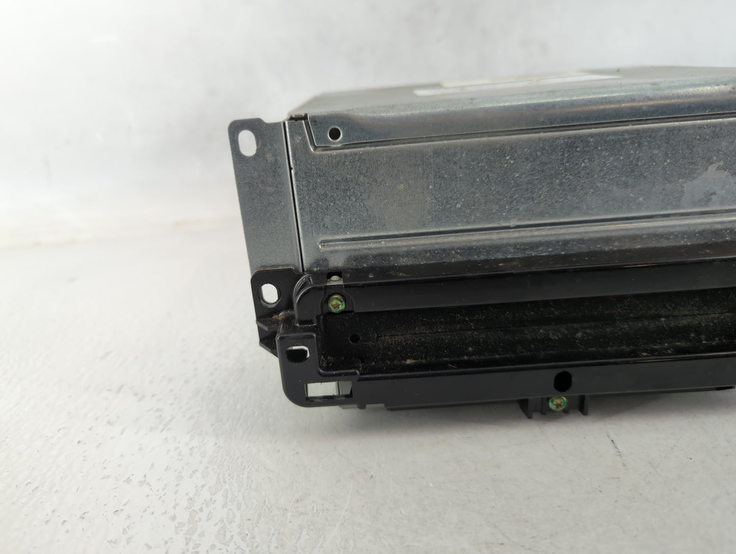 2013-2014 Dodge Charger Radio AM FM Cd Player Receiver Replacement P/N:P05091922AA Fits Fits 2013 2014 OEM Used Auto Parts -