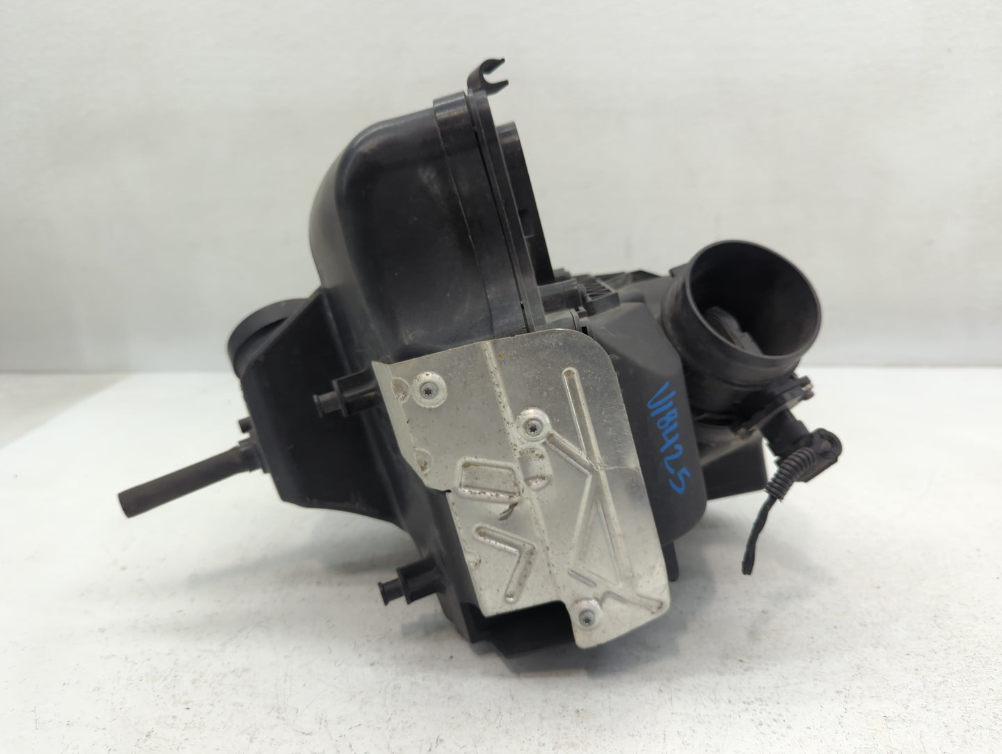 Dodge Charger Air Cleaner Intake-duct Hose Tube - Oemusedautoparts1.com