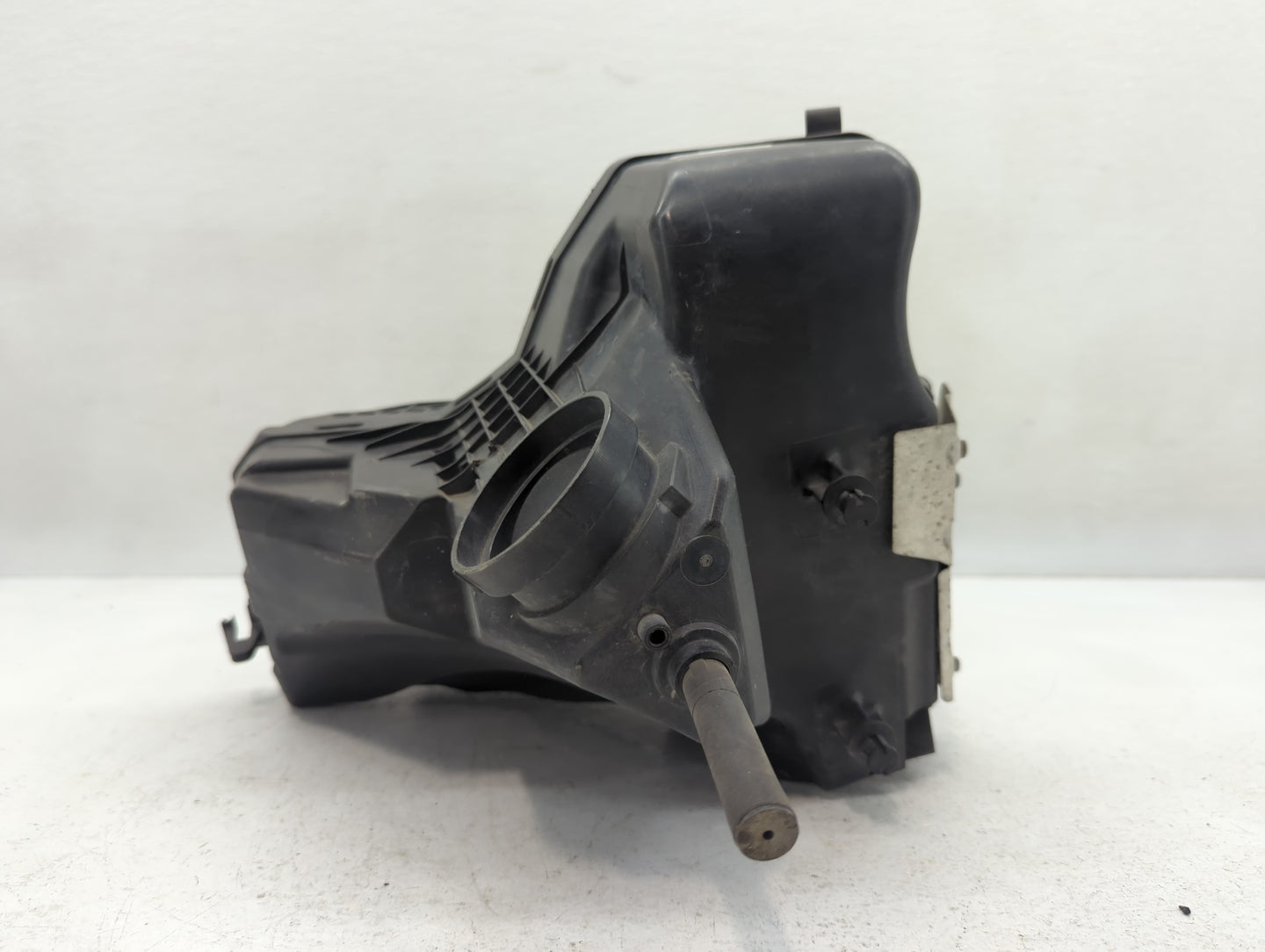 Dodge Charger Air Cleaner Intake-duct Hose Tube - Oemusedautoparts1.com