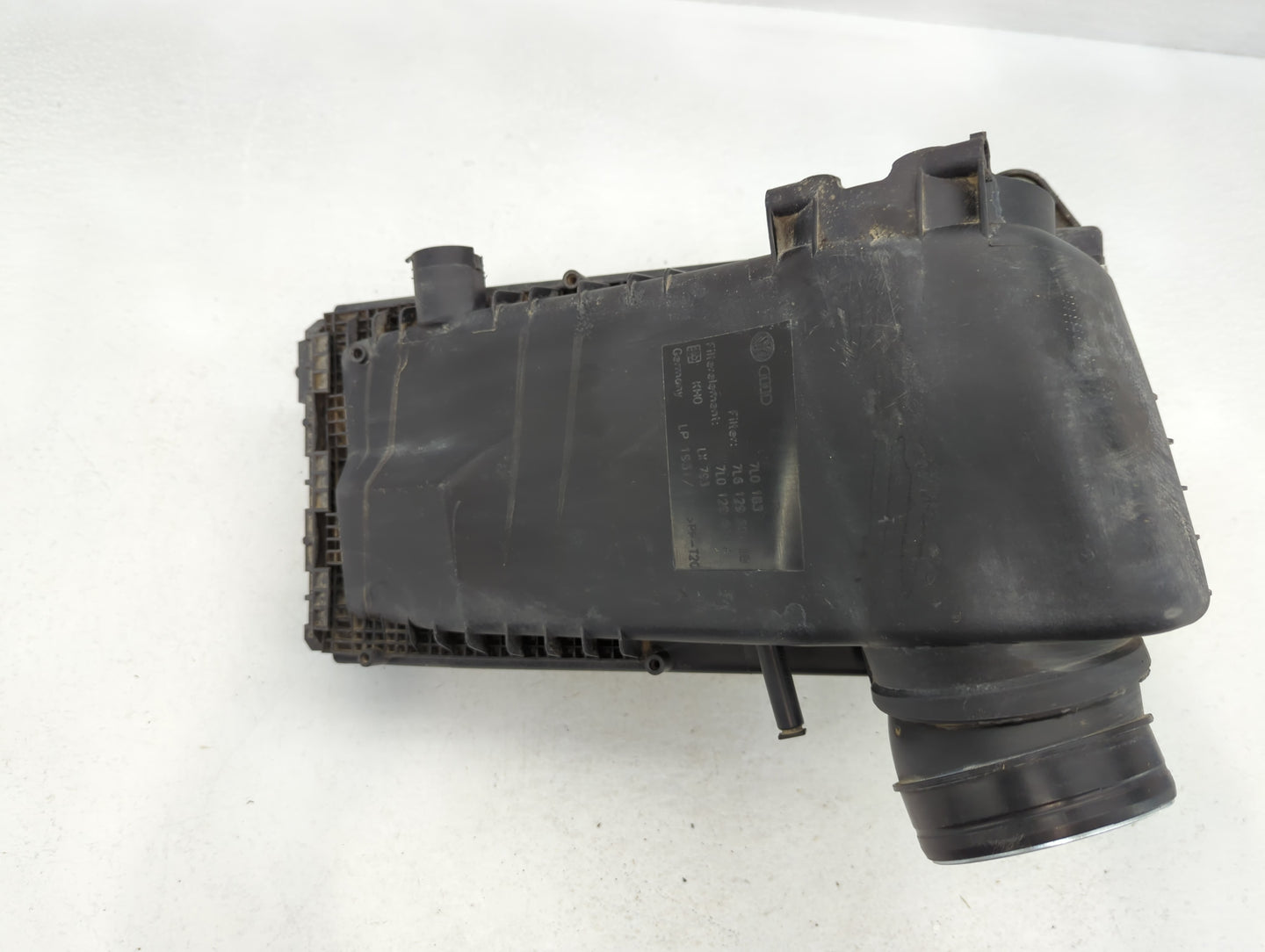 2011-2020 Dodge Charger Air Cleaner Intake-duct Hose Tube - Oemusedautoparts1.com