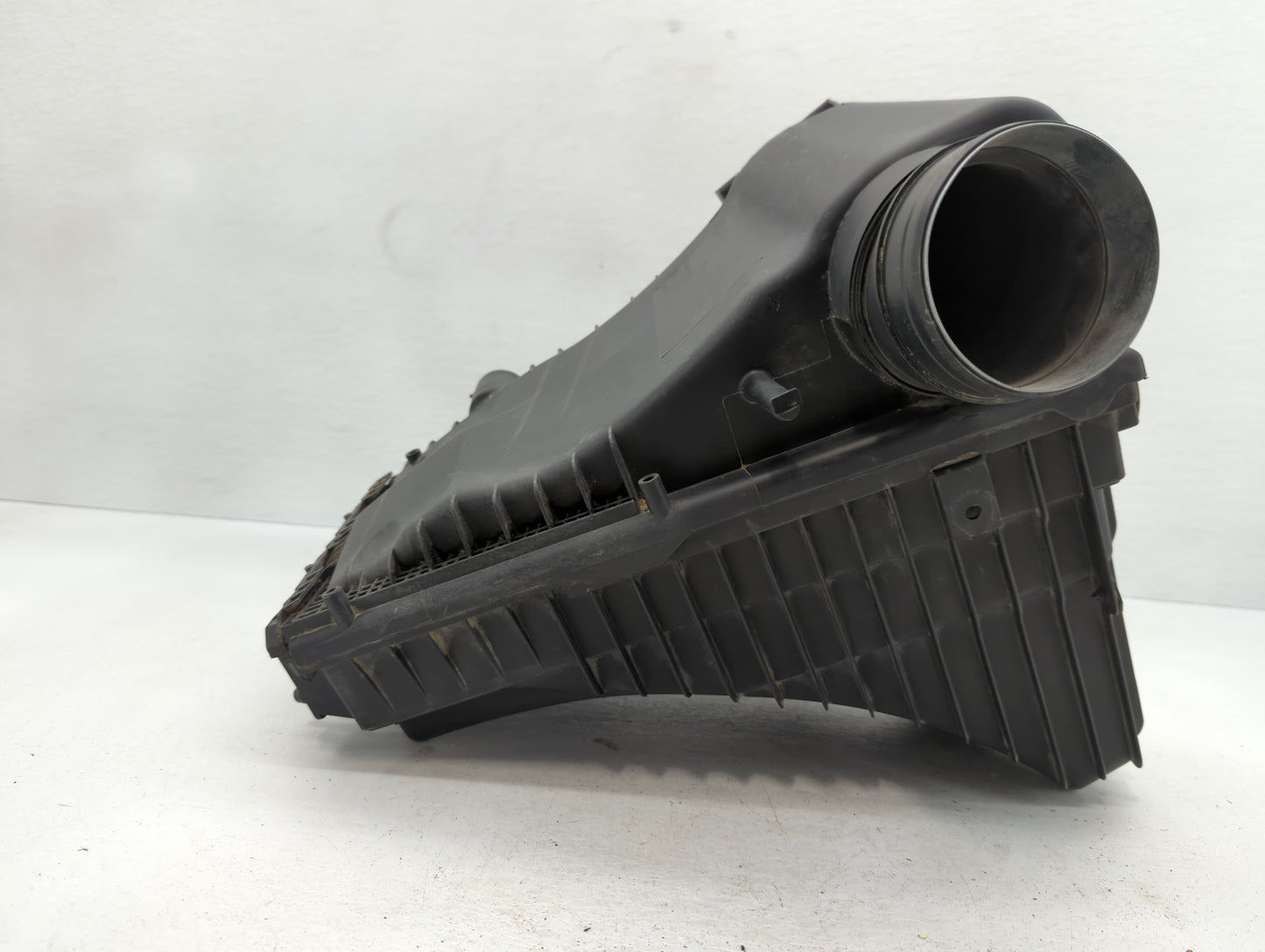 2011-2020 Dodge Charger Air Cleaner Intake-duct Hose Tube - Oemusedautoparts1.com