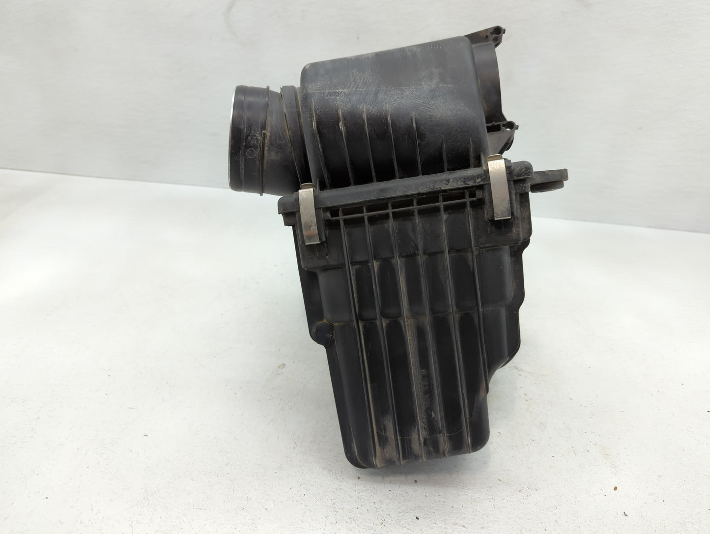 2011-2020 Dodge Charger Air Cleaner Intake-duct Hose Tube - Oemusedautoparts1.com