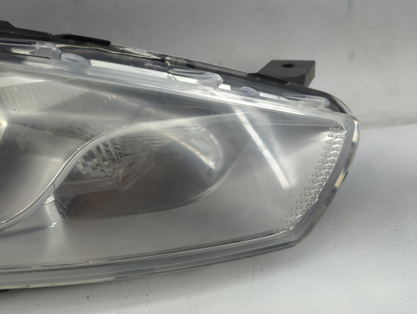 2013-2016 Dodge Dart Passenger Right Oem Head Light Headlight Lamp - Oemusedautoparts1.com
