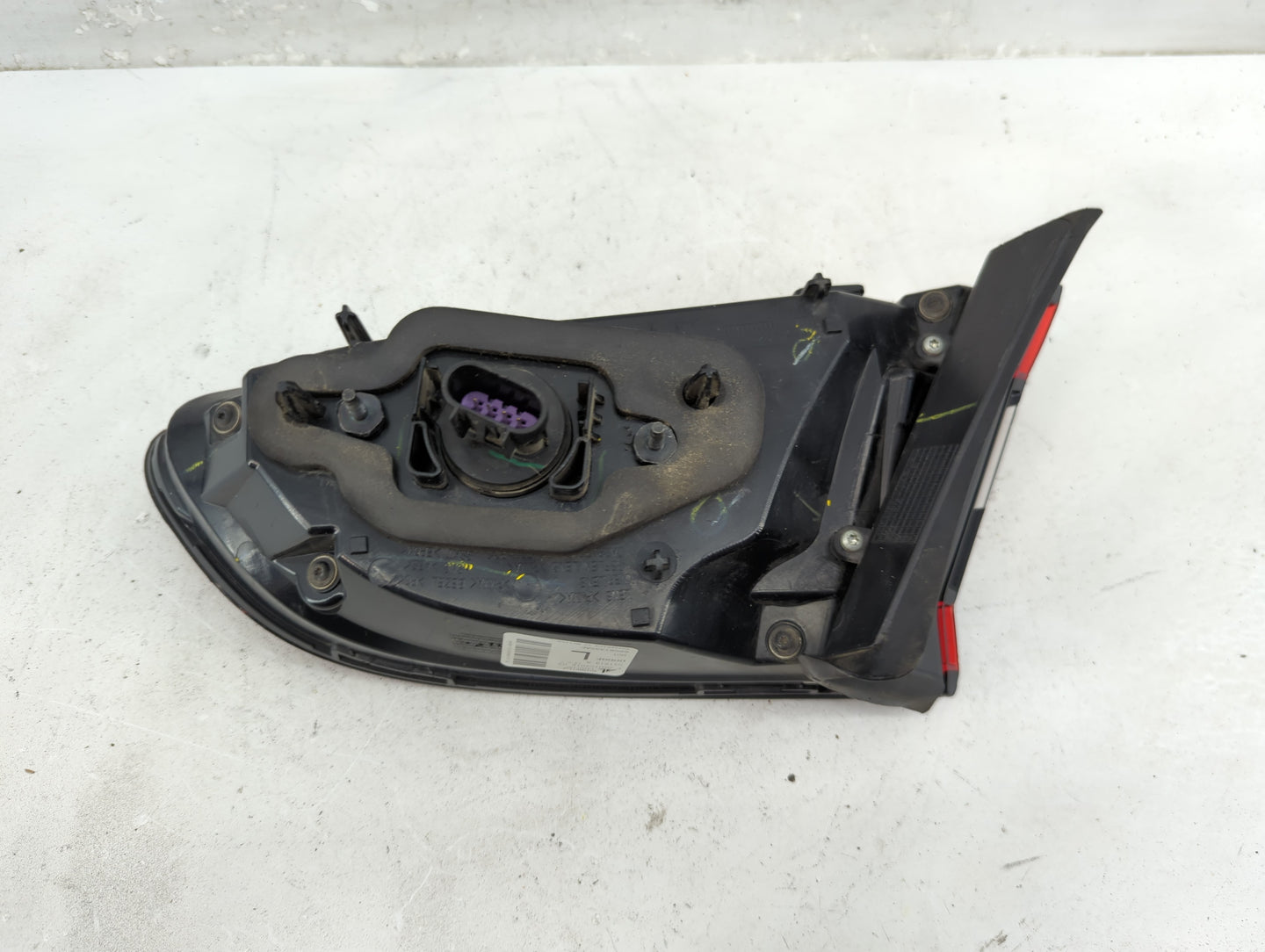 2013-2016 Dodge Dart Tail Light Assembly Driver Left OEM P/N:68081395AE Fits Fits 2013 2014 2015 2016 OEM Used Auto Parts - 