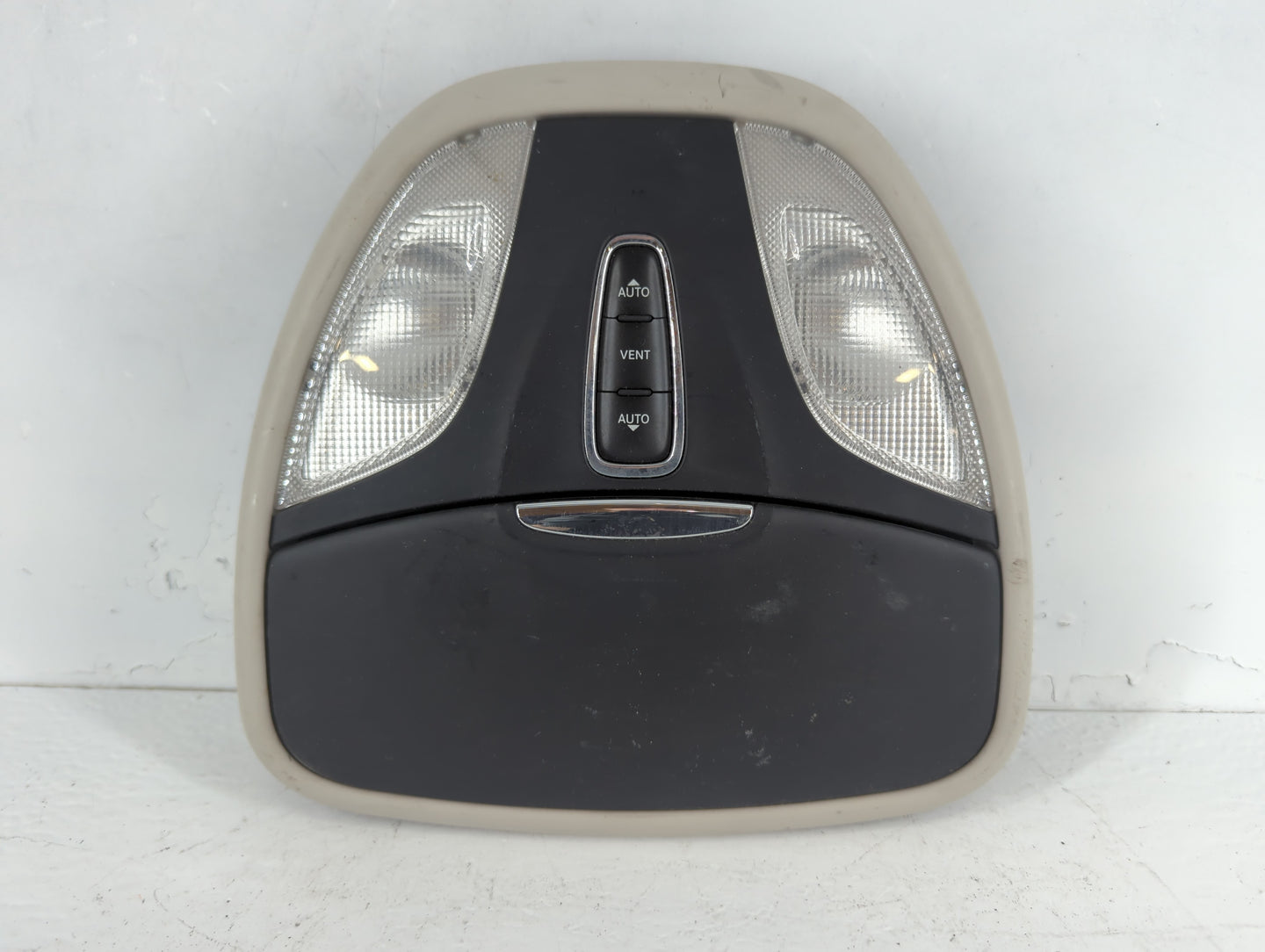 2013-2015 Dodge Dart Overhead Roof Console 1080887 - Oemusedautoparts1.com