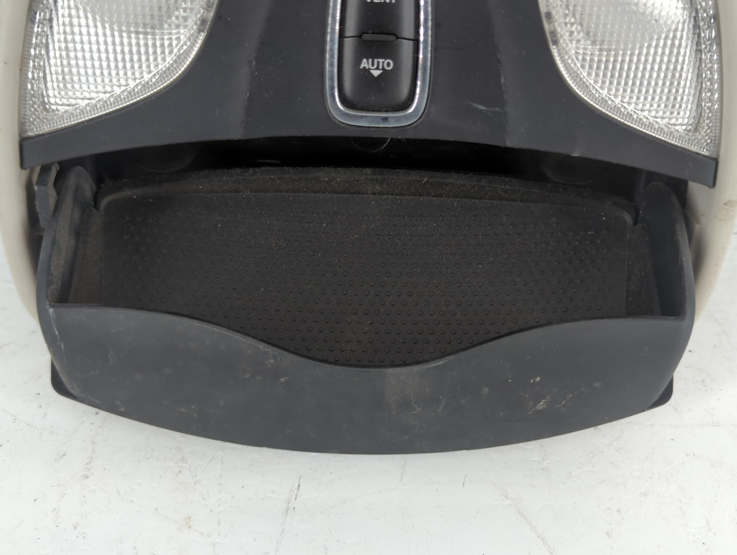 2013-2015 Dodge Dart Overhead Roof Console 1080887 - Oemusedautoparts1.com
