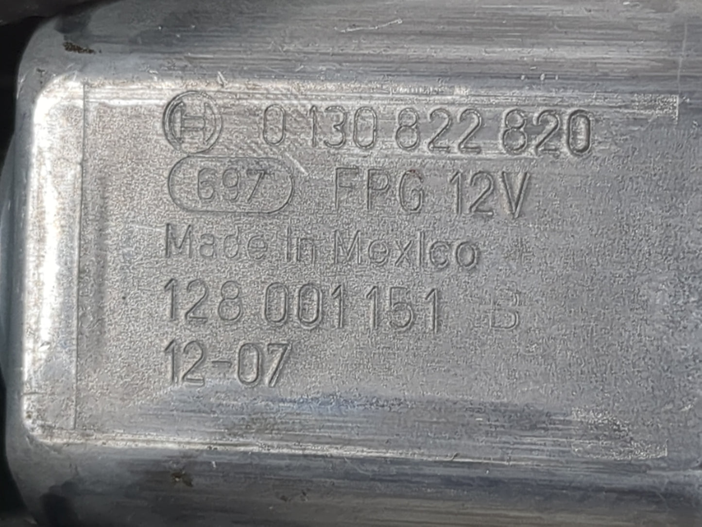 2013-2016 Dodge Dart Passenger Front Right Power Window Motor - Oemusedautoparts1.com