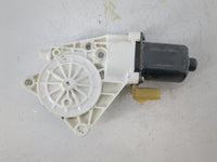 2013-2016 Dodge Dart Passenger Front Right Power Window Motor - Oemusedautoparts1.com