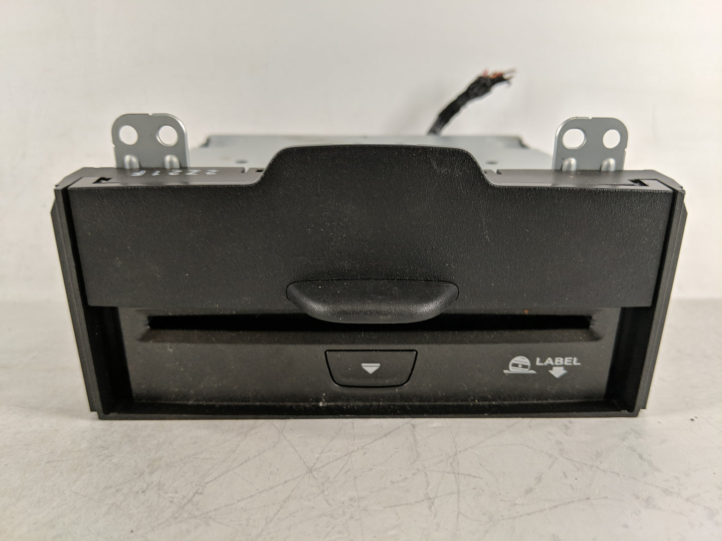 2013-2016 Dodge Dart Radio AM FM Cd Player Receiver Replacement P/N:P05091057AD Fits Fits 2013 2014 2015 2016 OEM Used Auto 