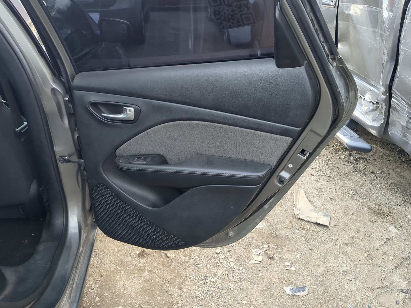 2013-2016 Dodge Dart Passenger Rear Door Oem - Oemusedautoparts1.com