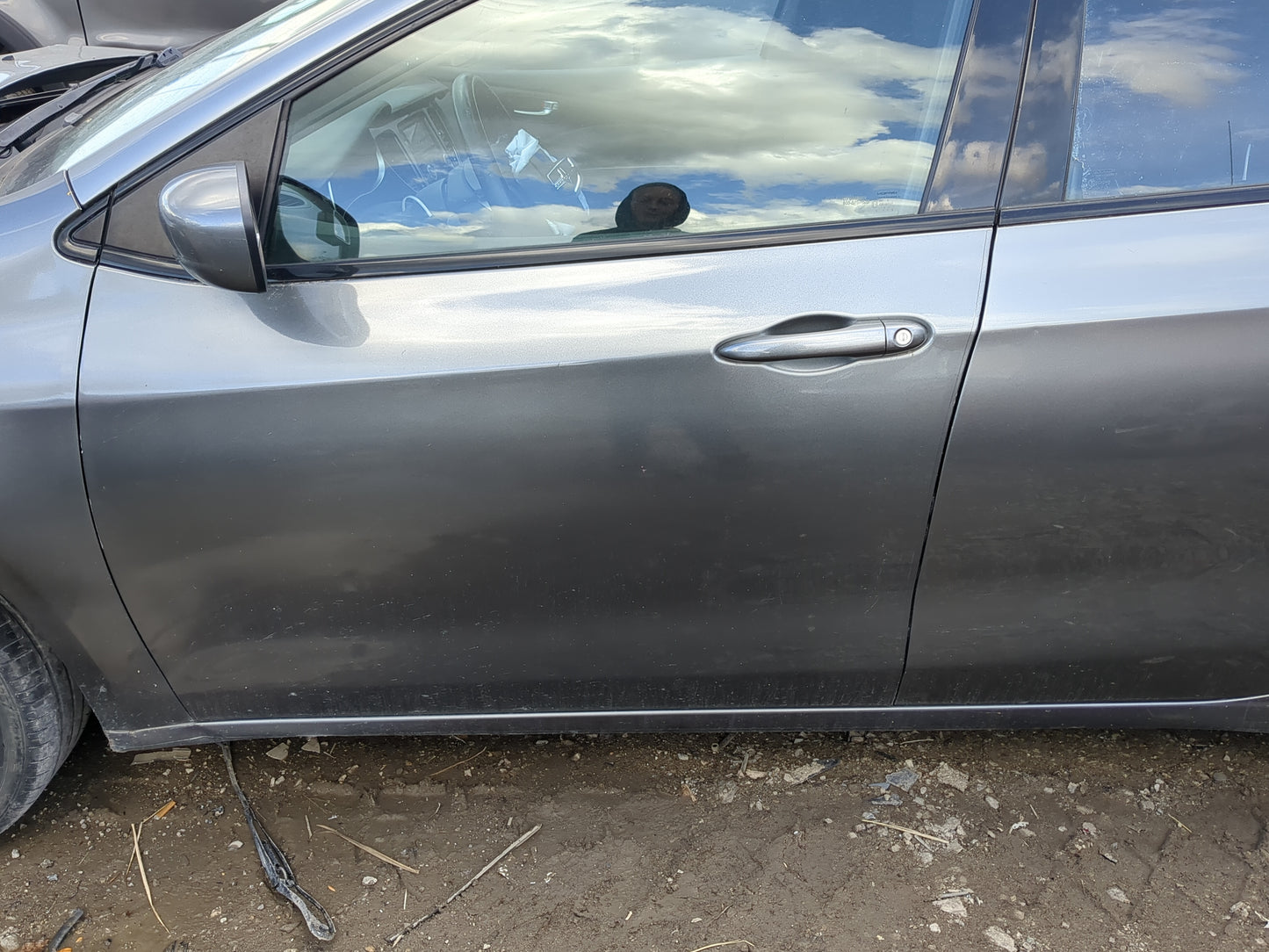 2013-2016 Dodge Dart Driver Front Door Oem - Oemusedautoparts1.com