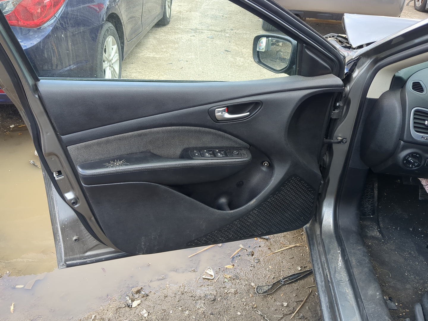 2013 Dodge Dart Front Left Driver Interior Door Panel Trim - Oemusedautoparts1.com