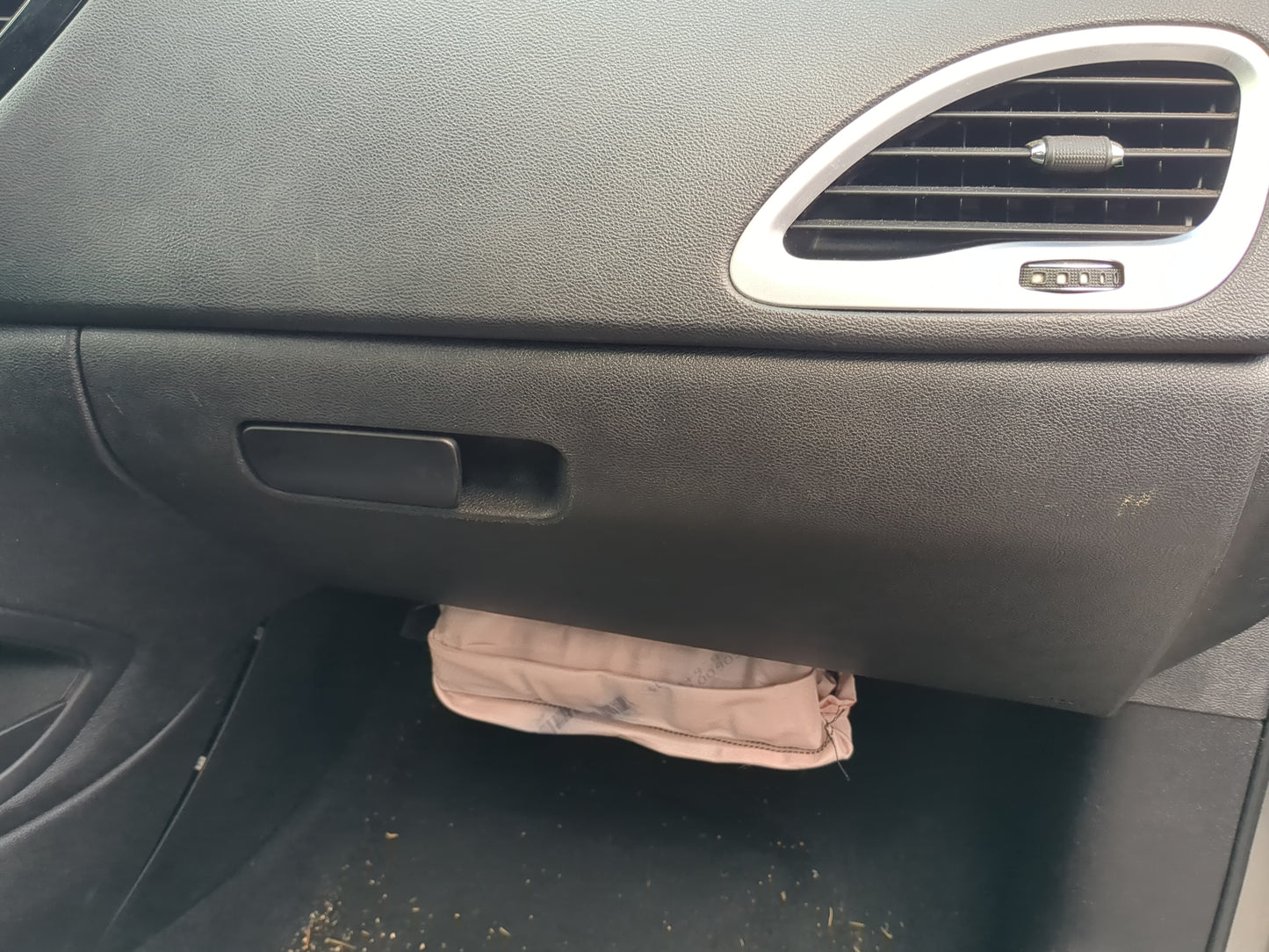2013 Dodge Dart Passenger Glove Box Door Storage Compartment - Oemusedautoparts1.com