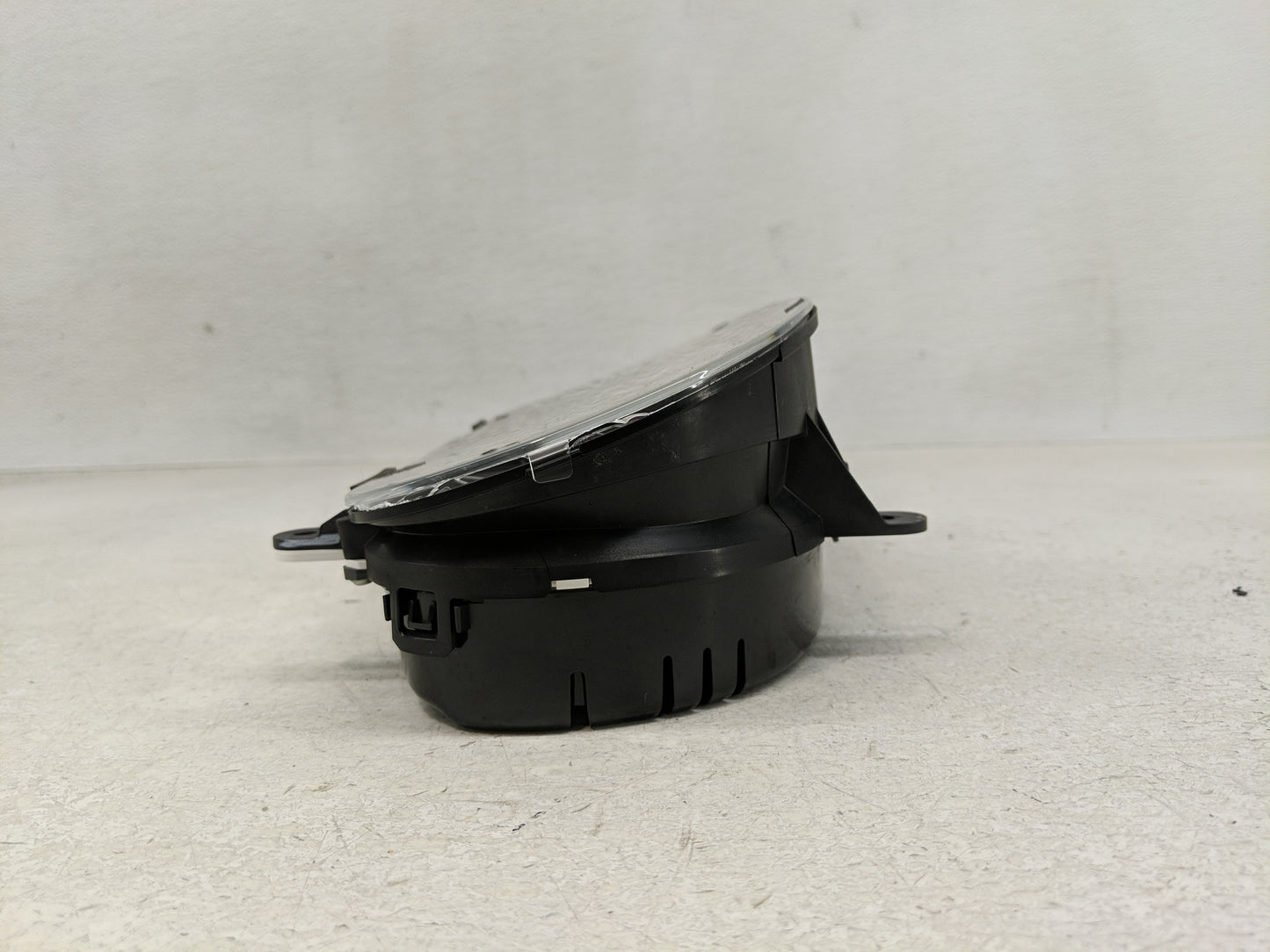 2013 Dodge Dart Instrument Cluster Speedometer Gauges P/N:05091892AE Fits OEM Used Auto Parts - Oemusedautoparts1.com