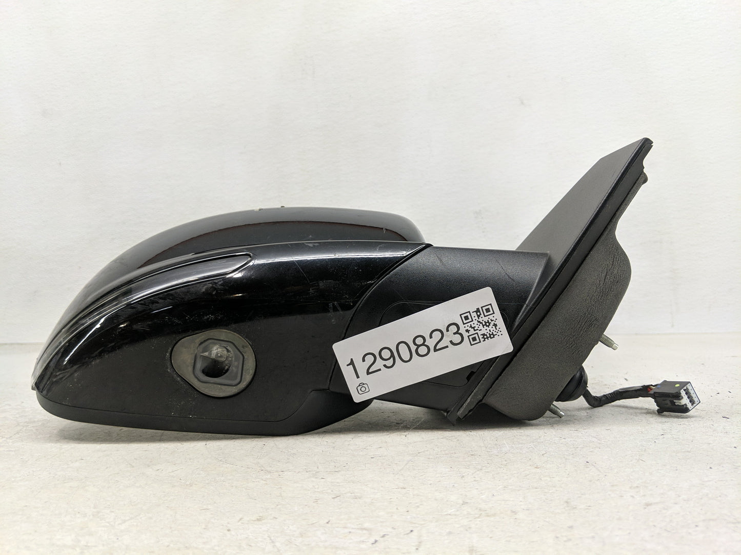 2013-2016 Dodge Dart Passenger Side View Mirror - Right Door Mirror OEM Used - Oemusedautoparts1.com