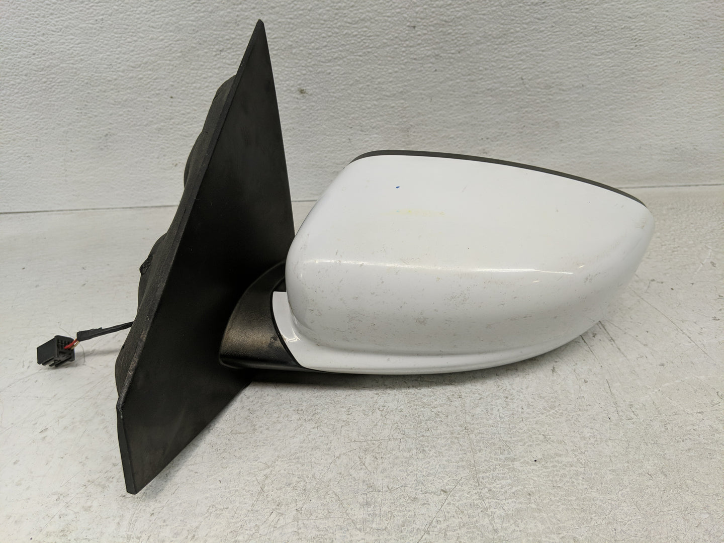 2013-2016 Dodge Dart Driver Side View Mirror - Left Door Mirror OEM Used - Oemusedautoparts1.com