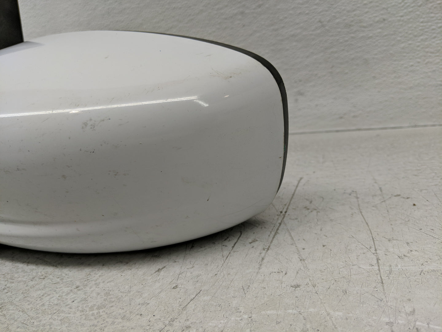 2013-2016 Dodge Dart Driver Side View Mirror - Left Door Mirror OEM Used - Oemusedautoparts1.com