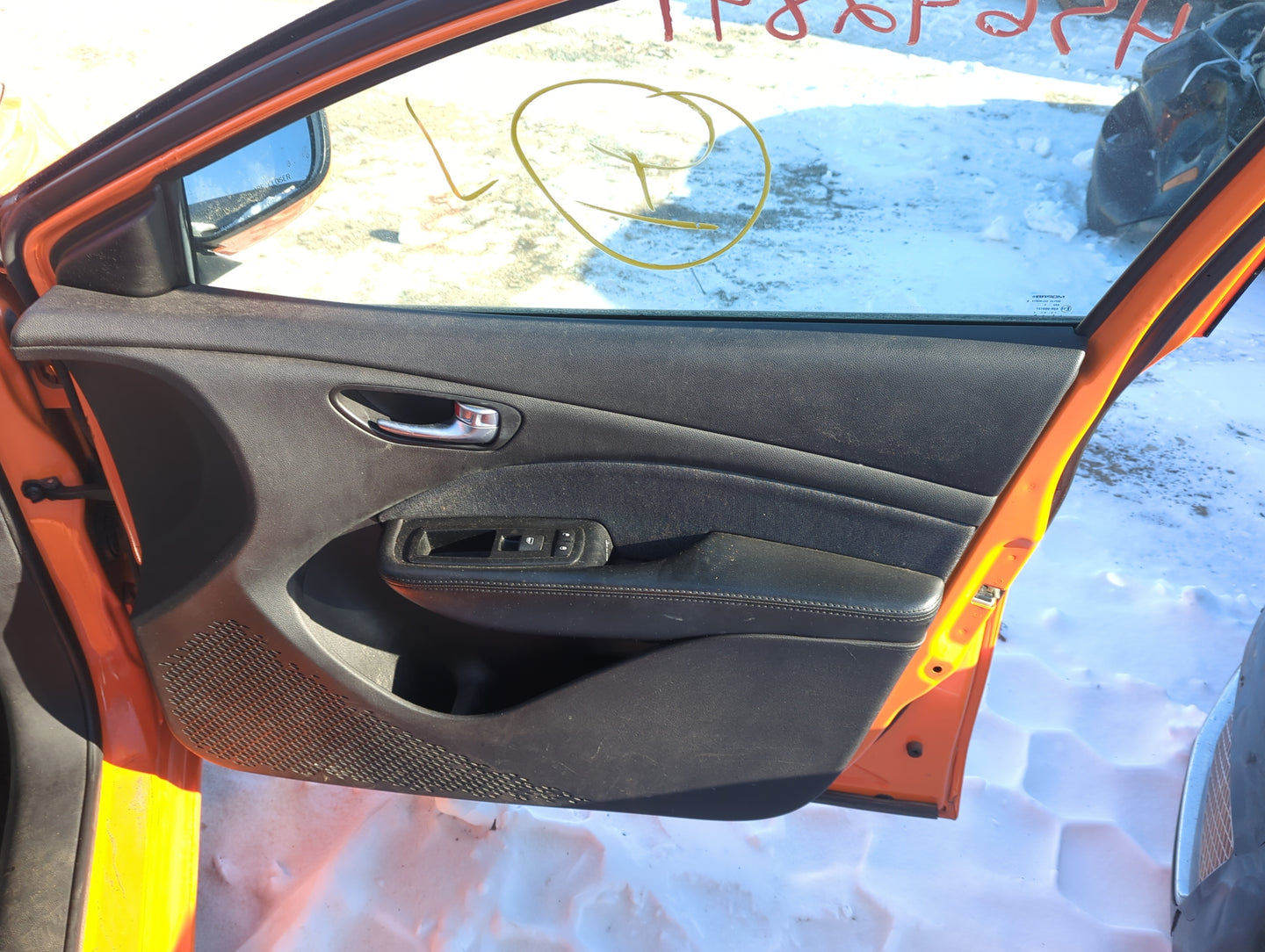 2013 Dodge Dart Front Right Passenger Interior Door Panel Trim 1322310 - Oemusedautoparts1.com