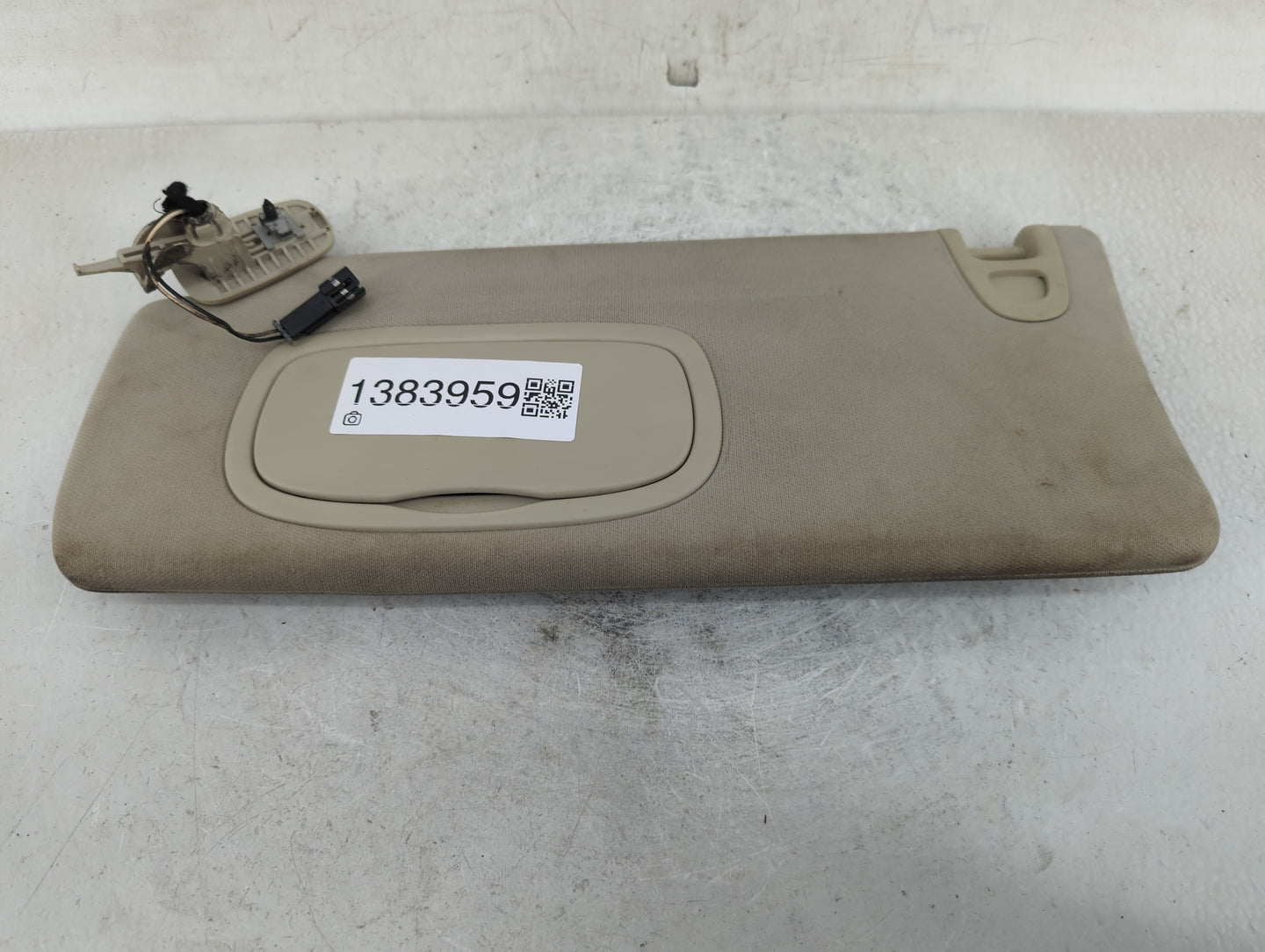 2013-2014 Dodge Dart Sun Visor Shade Replacement Passenger Right Mirror Fits Fits 2013 2014 OEM Used Auto Parts - Oemusedaut
