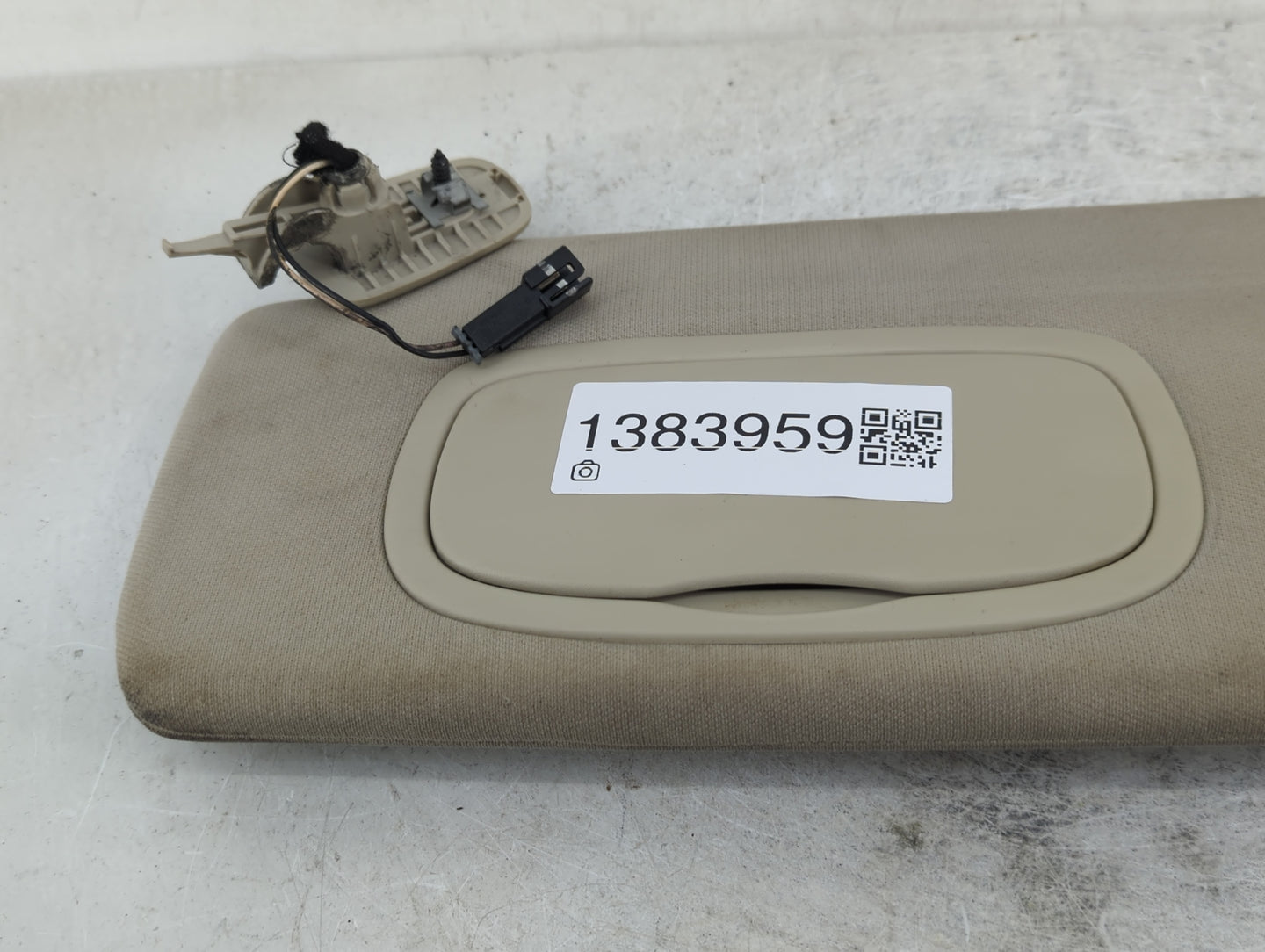 2013-2014 Dodge Dart Sun Visor Shade Replacement Passenger Right Mirror Fits Fits 2013 2014 OEM Used Auto Parts - Oemusedaut