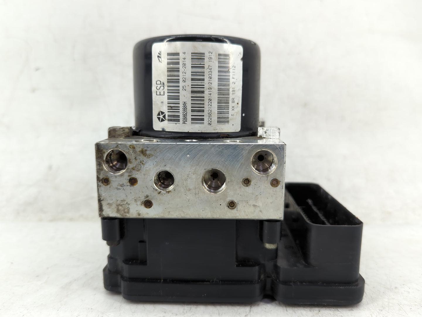2013 Dodge Dart ABS Pump Control Module Replacement P/N:P68082080AH Fits OEM Used Auto Parts - Oemusedautoparts1.com