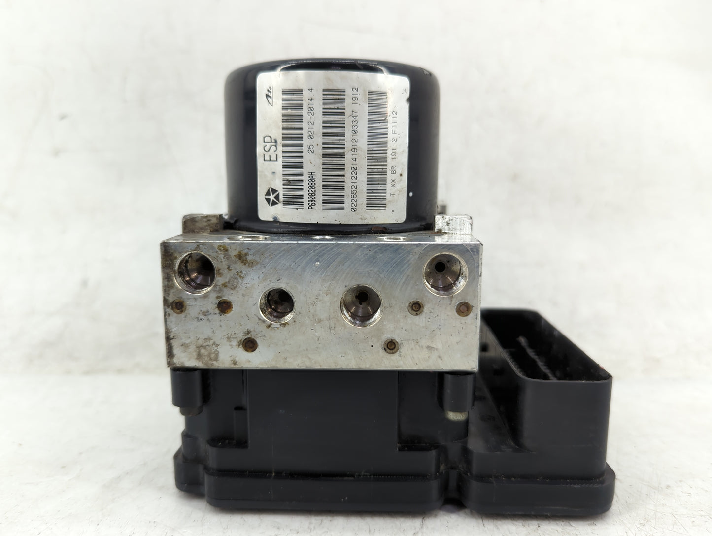 2013 Dodge Dart ABS Pump Control Module Replacement P/N:P68082080AH Fits OEM Used Auto Parts - Oemusedautoparts1.com
