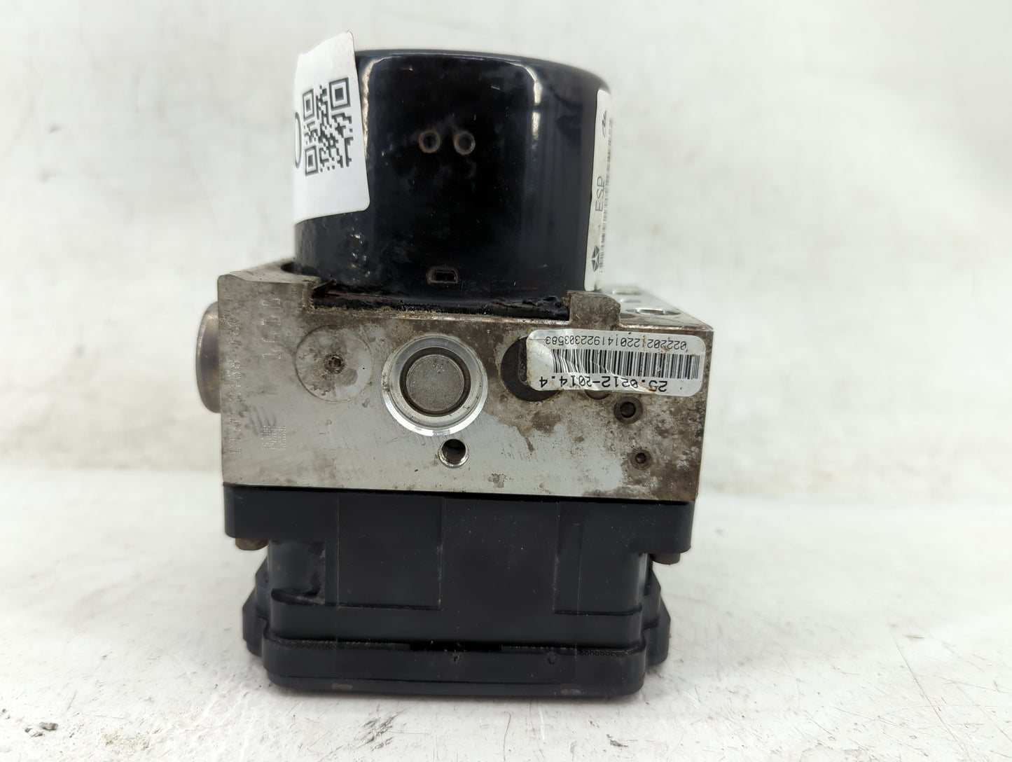 2013 Dodge Dart ABS Pump Control Module Replacement P/N:P68082080AH Fits OEM Used Auto Parts - Oemusedautoparts1.com