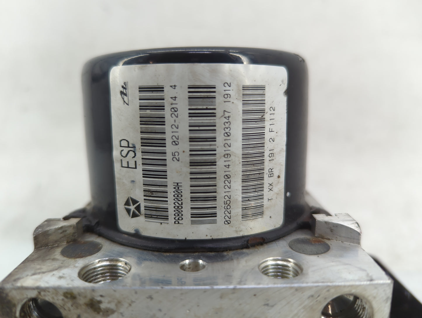 2013 Dodge Dart ABS Pump Control Module Replacement P/N:P68082080AH Fits OEM Used Auto Parts - Oemusedautoparts1.com